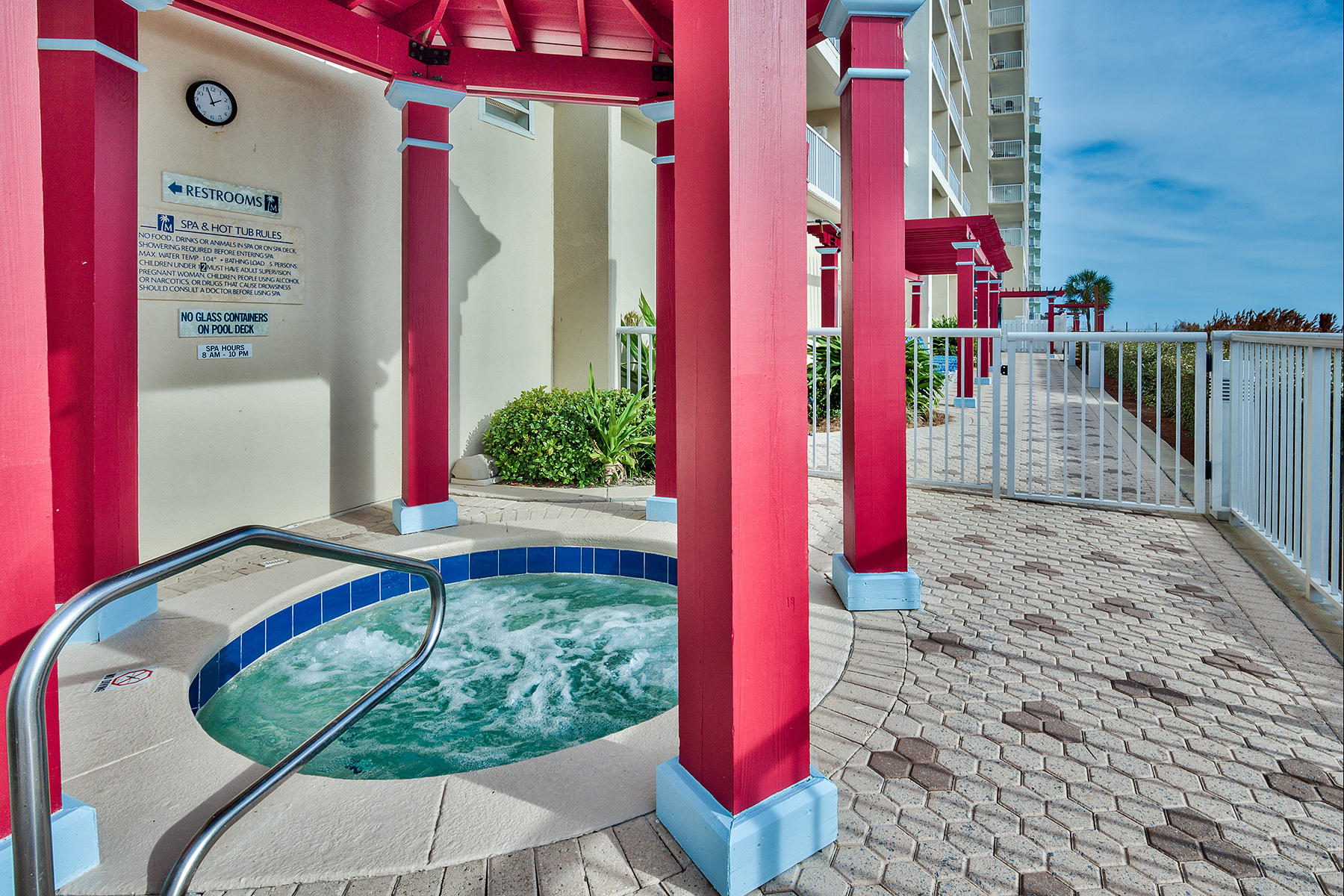 MAJESTIC BEACH TOWERS I - Residential