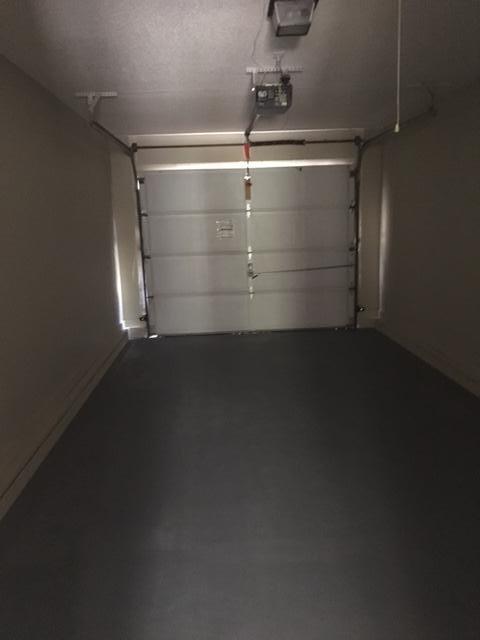 COUNTRYVIEW ESTATES 1ST ADDN - Residential