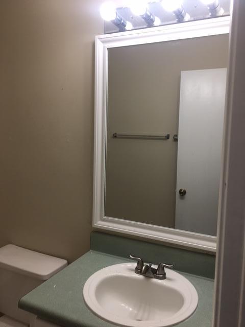 COUNTRYVIEW ESTATES 1ST ADDN - Residential