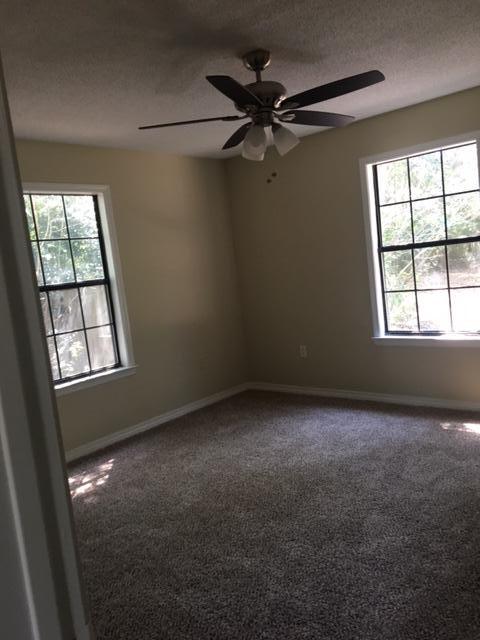 COUNTRYVIEW ESTATES 1ST ADDN - Residential