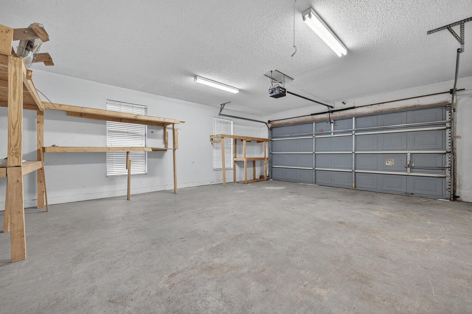 MARINERS COVE - Residential Lease