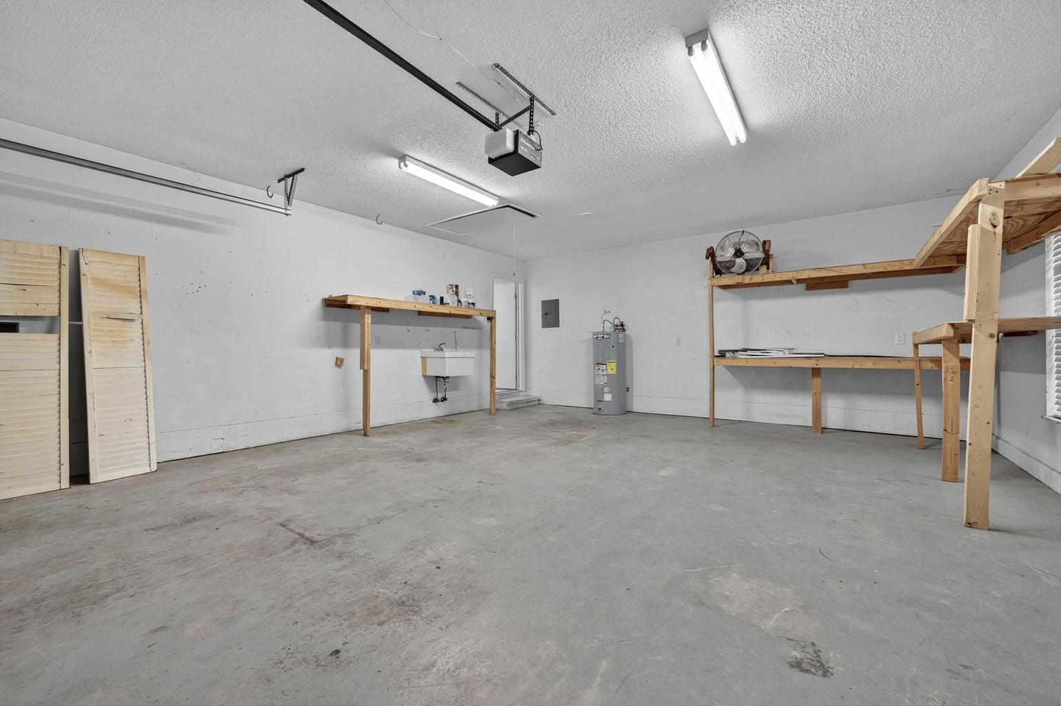 MARINERS COVE - Residential Lease