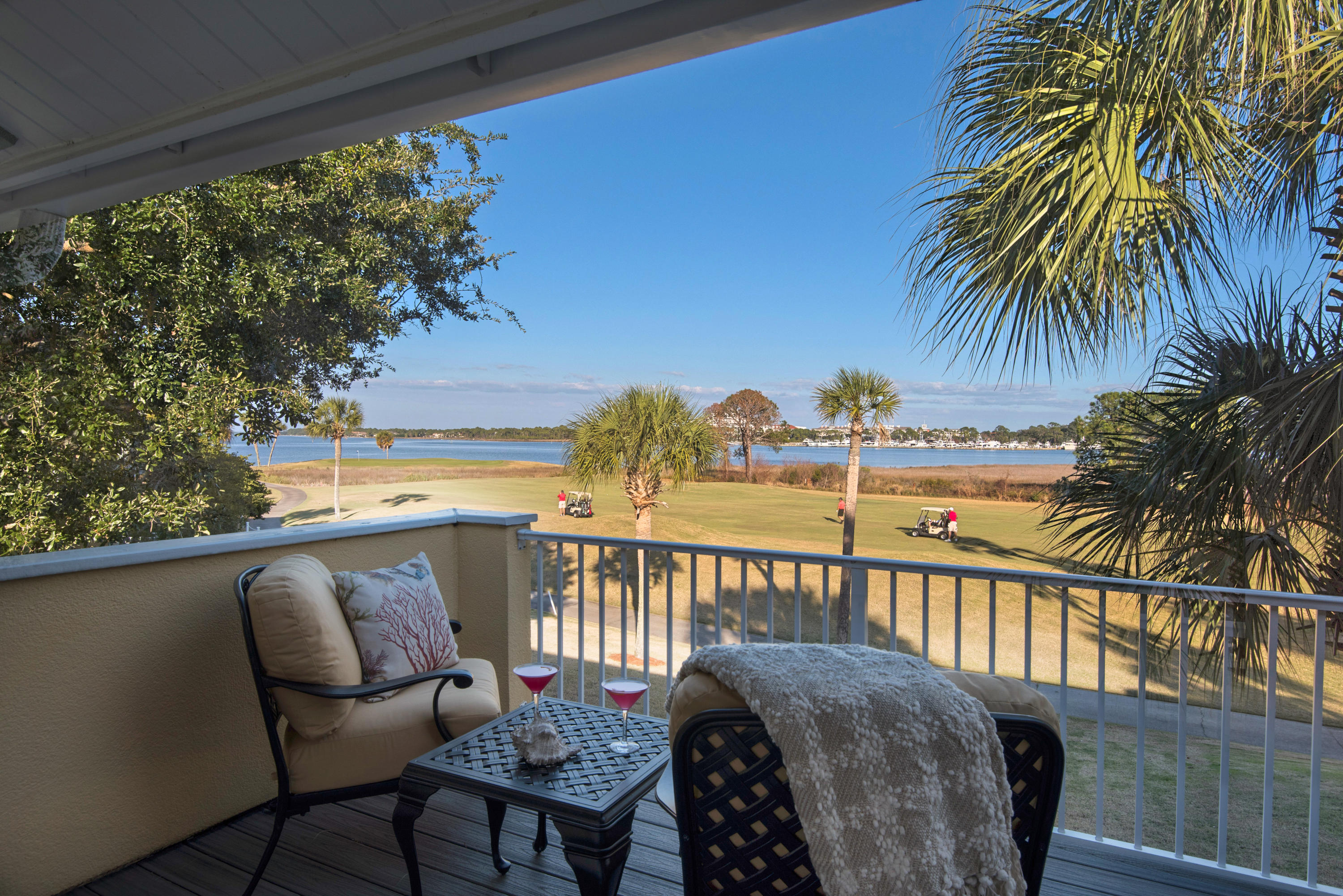 GRAND HARBOUR - Residential