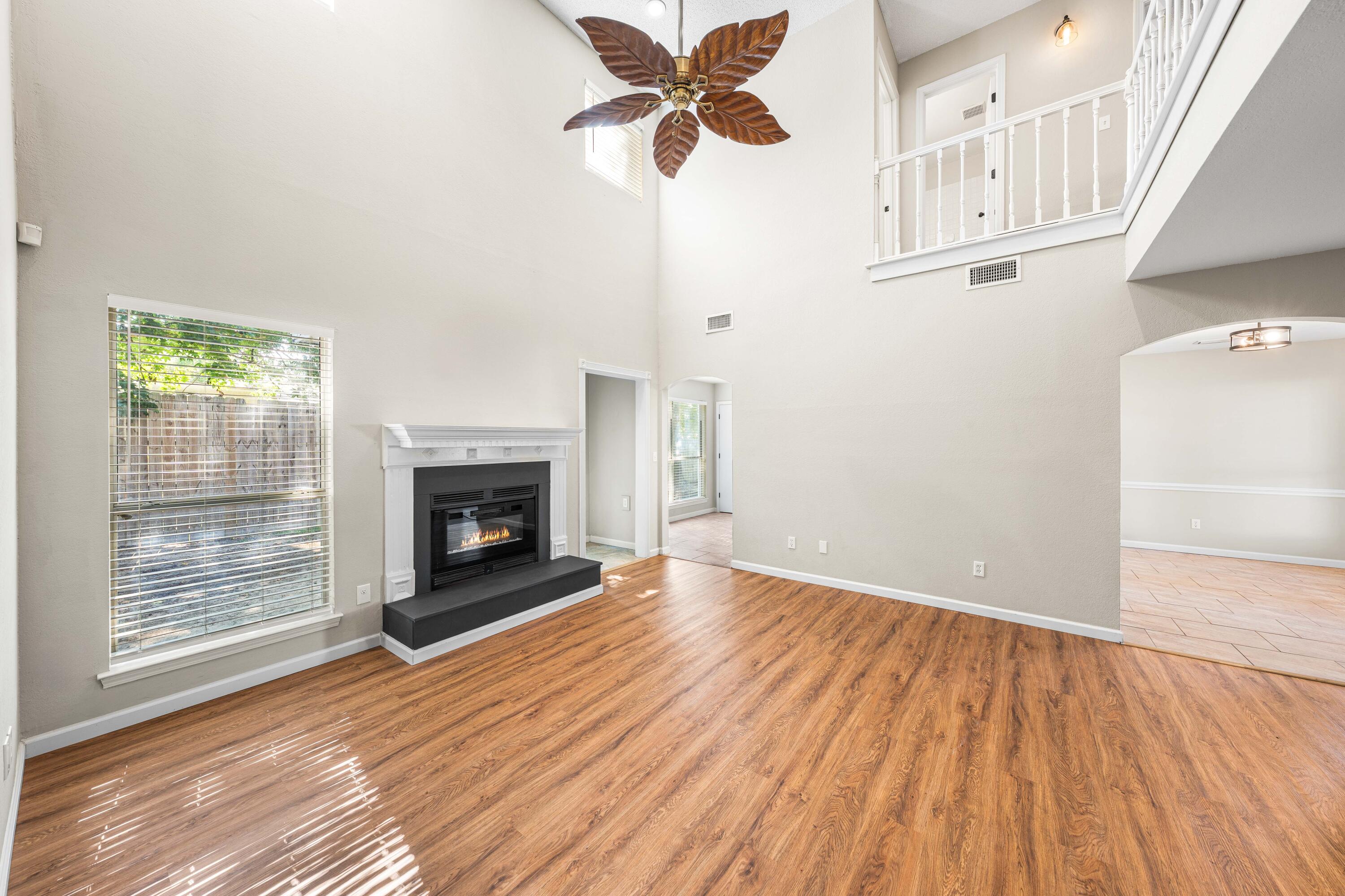 BRISTOL PARK - Residential