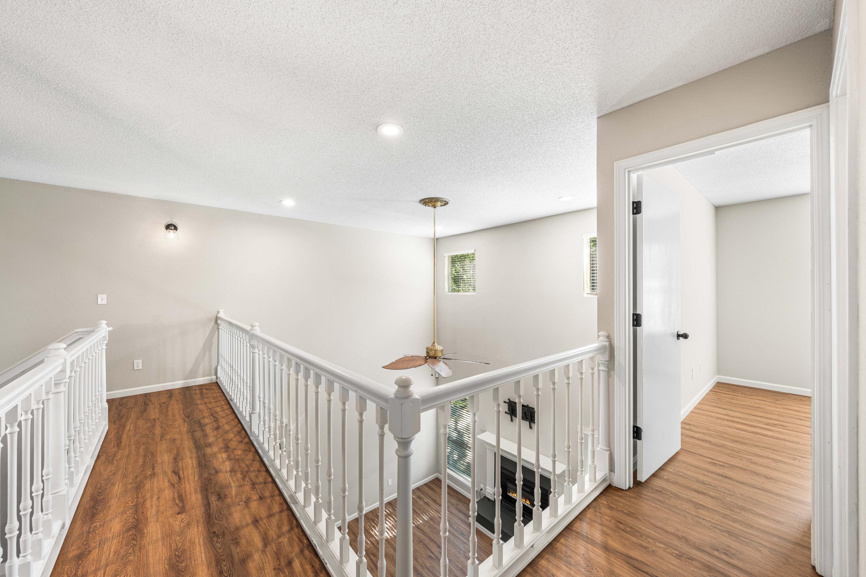BRISTOL PARK - Residential