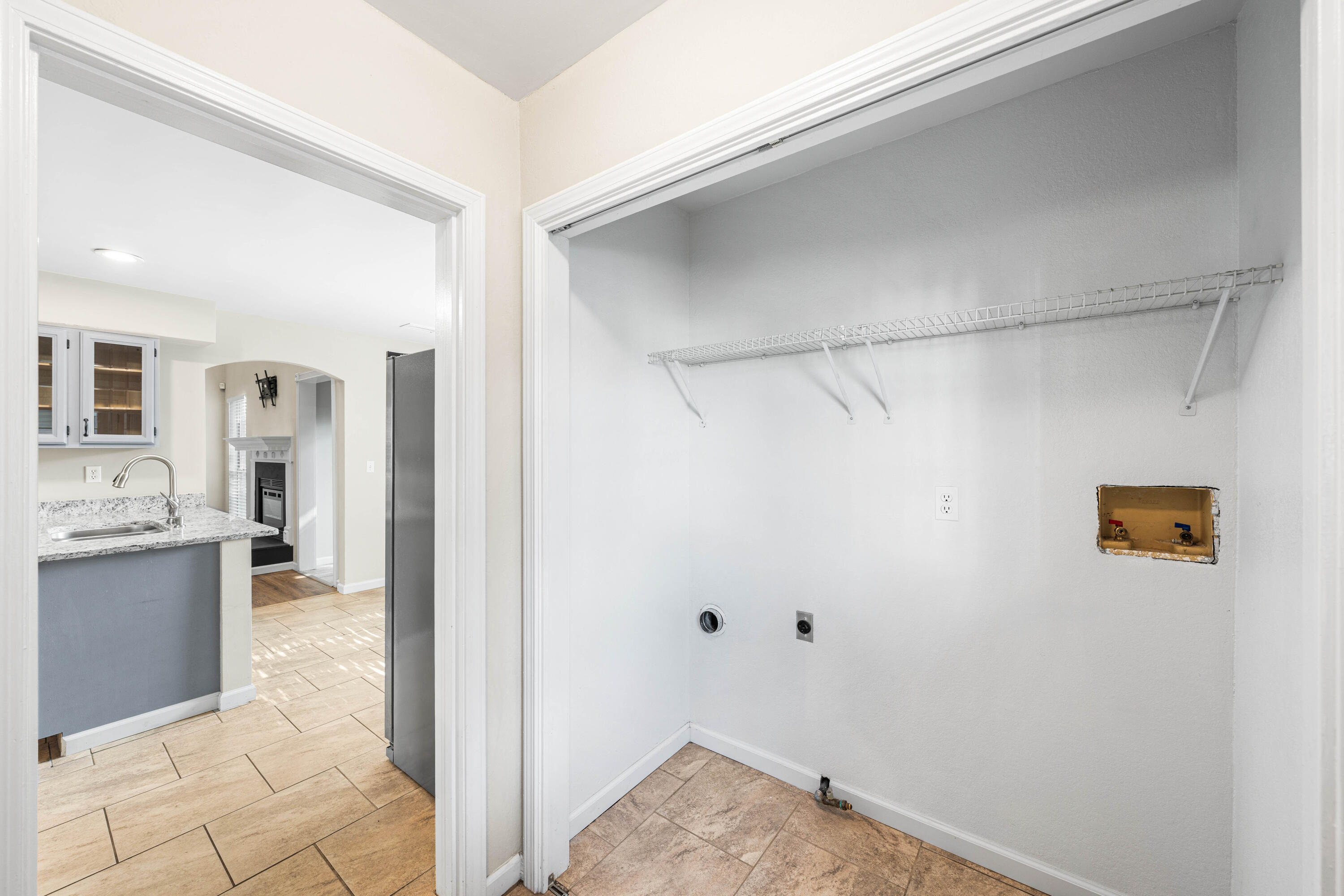 BRISTOL PARK - Residential