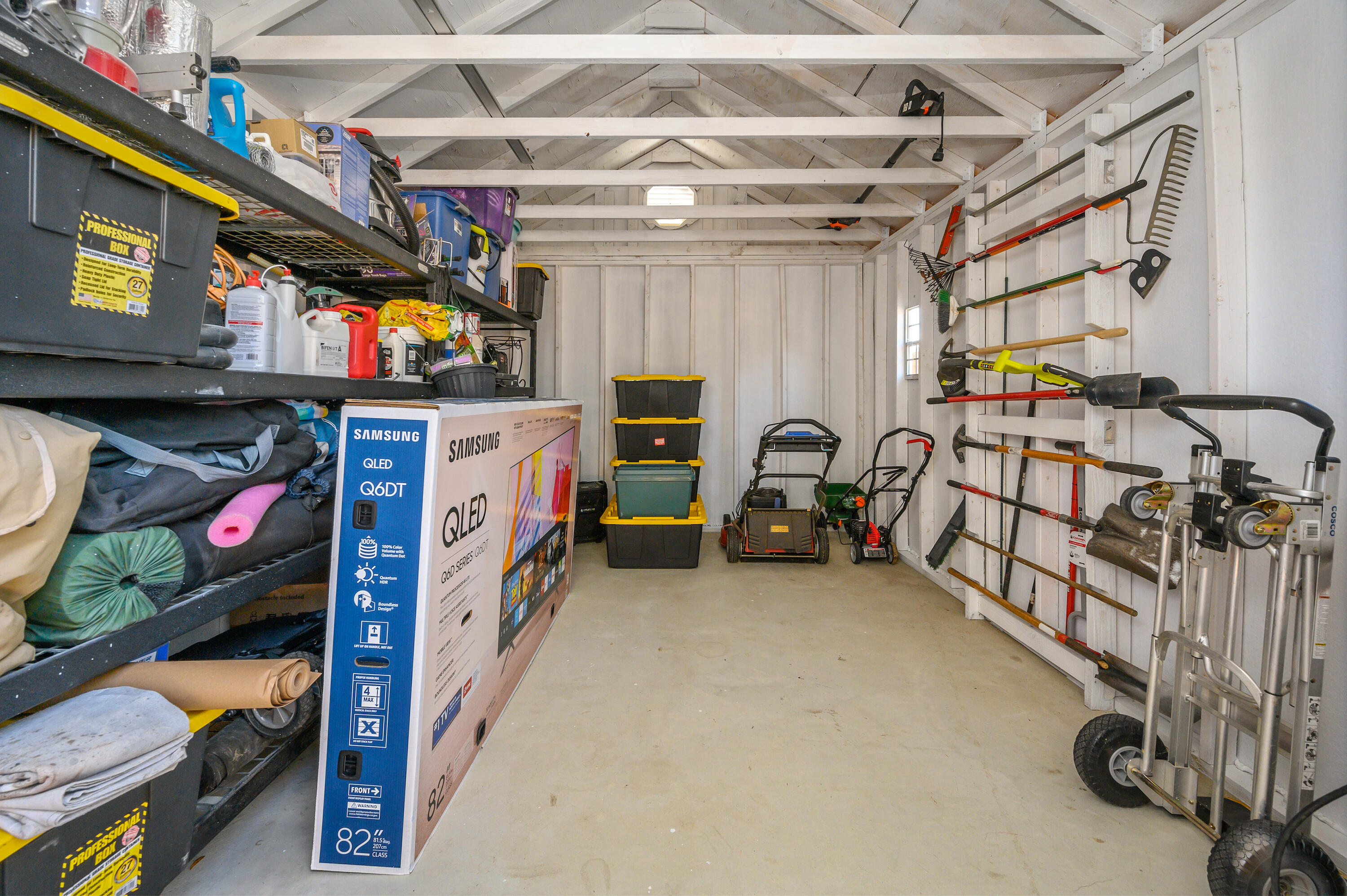 HOMEWOOD EST - Residential