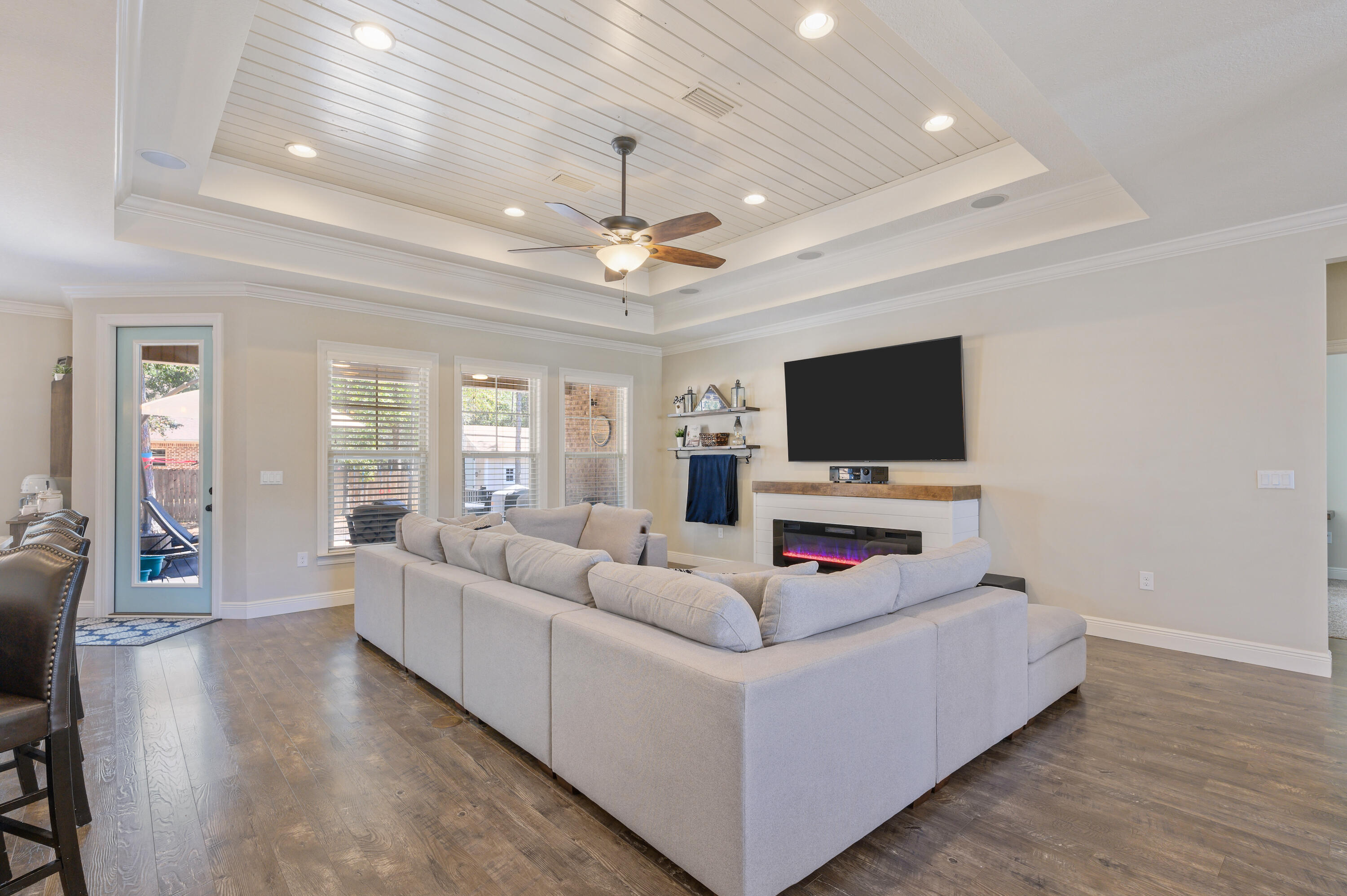 HOMEWOOD EST - Residential