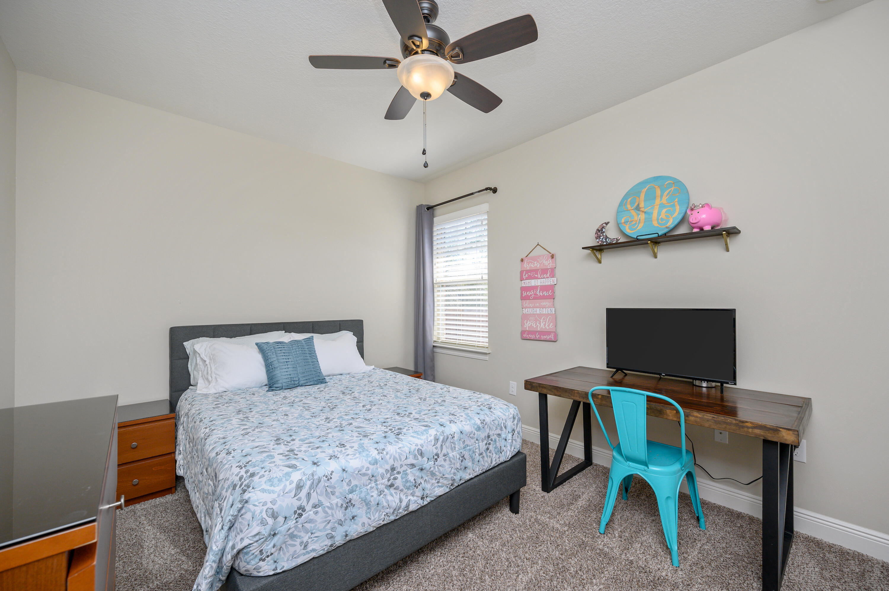 HOMEWOOD EST - Residential