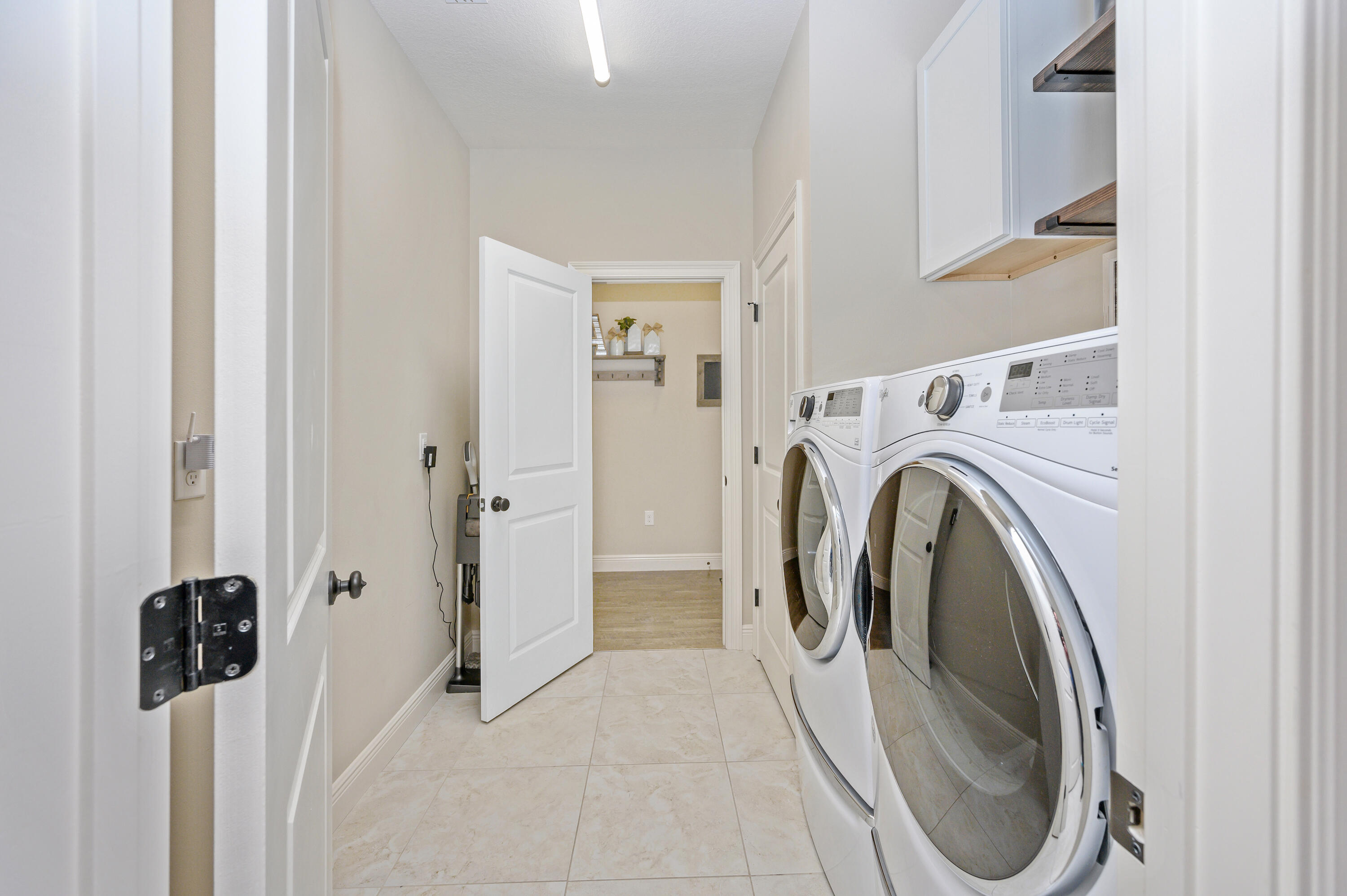 HOMEWOOD EST - Residential