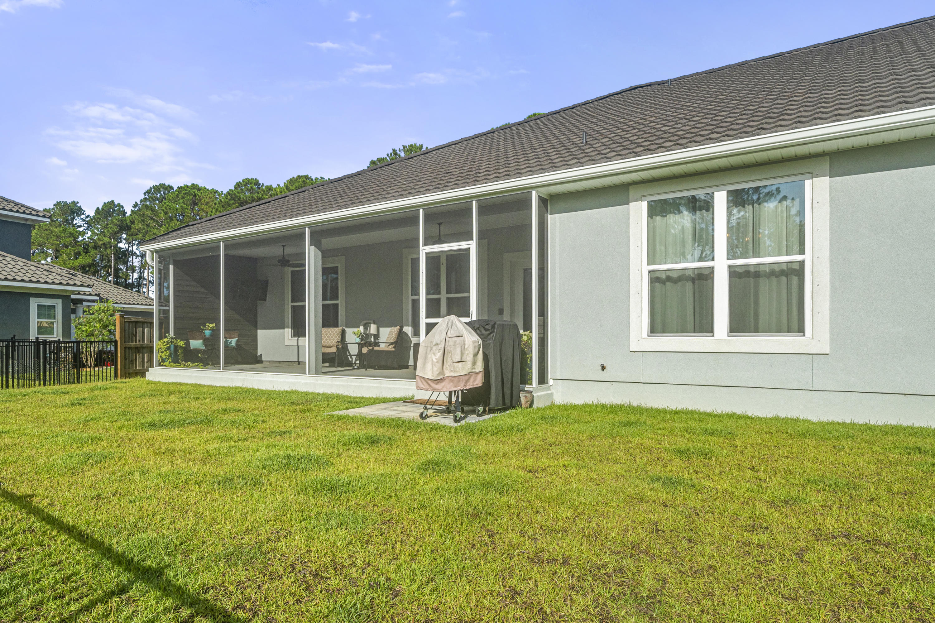 PALMETTO LAKE PRESERVE - Residential