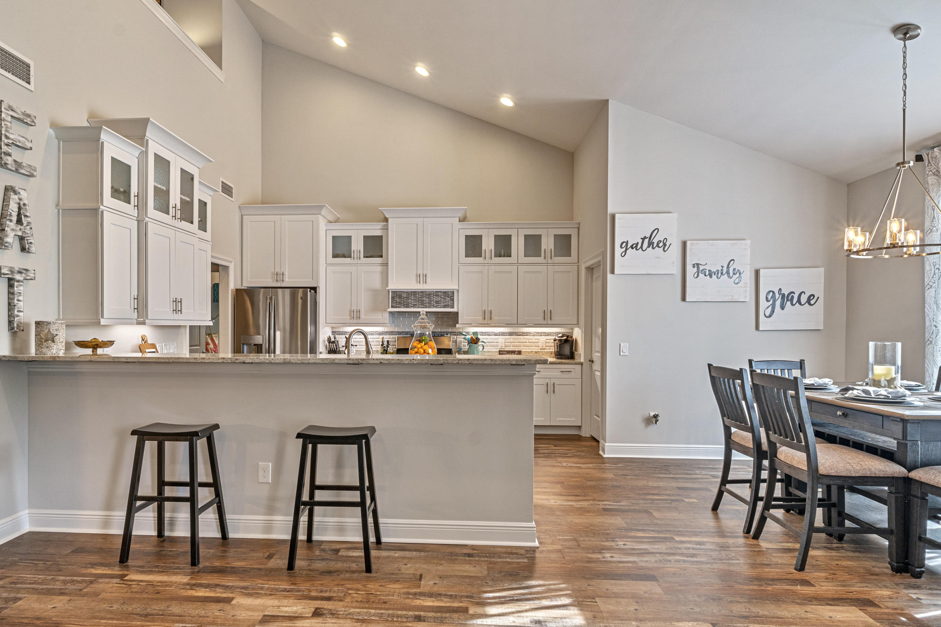 PALMETTO LAKE PRESERVE - Residential