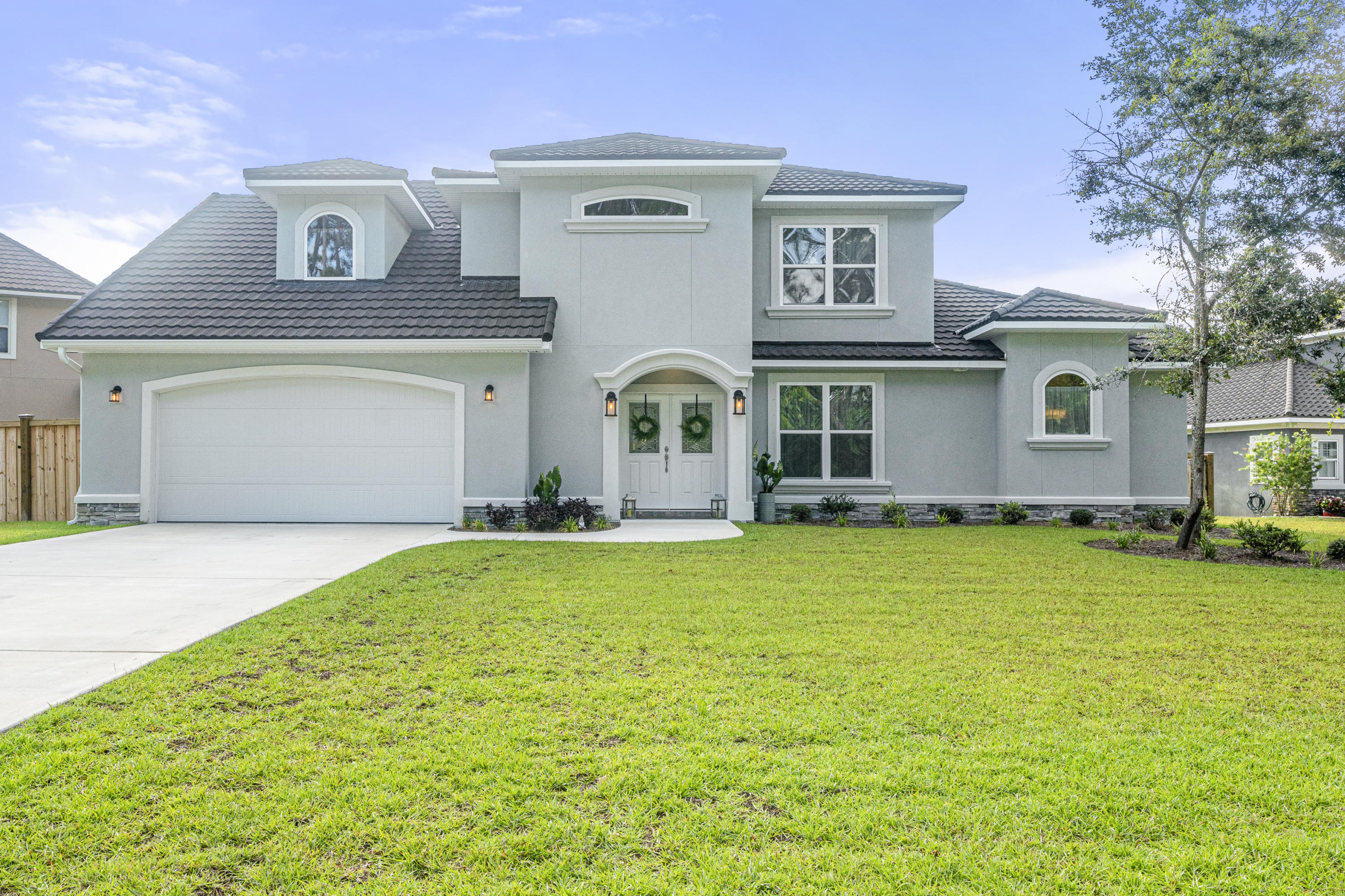 PALMETTO LAKE PRESERVE - Residential