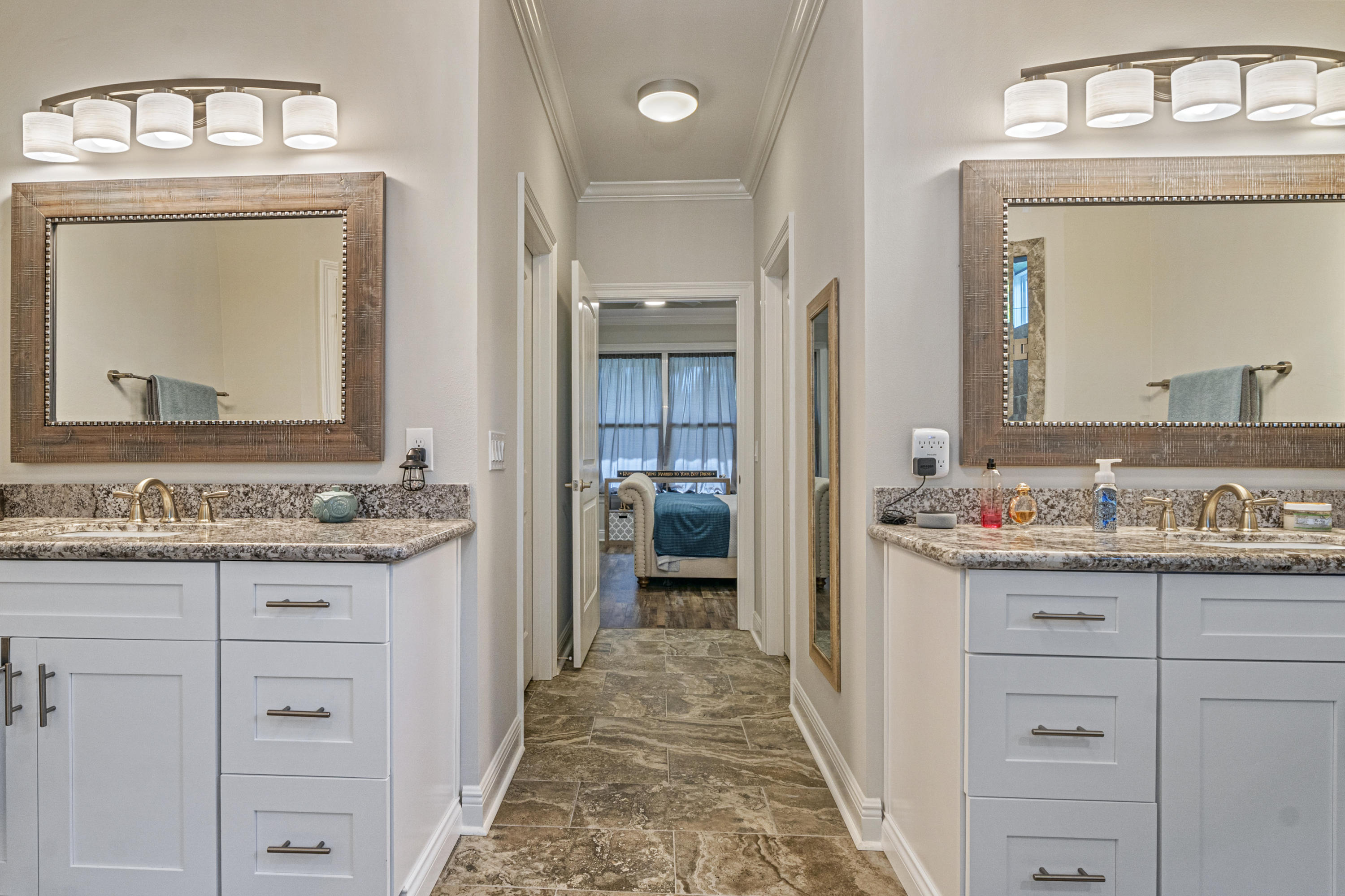 PALMETTO LAKE PRESERVE - Residential