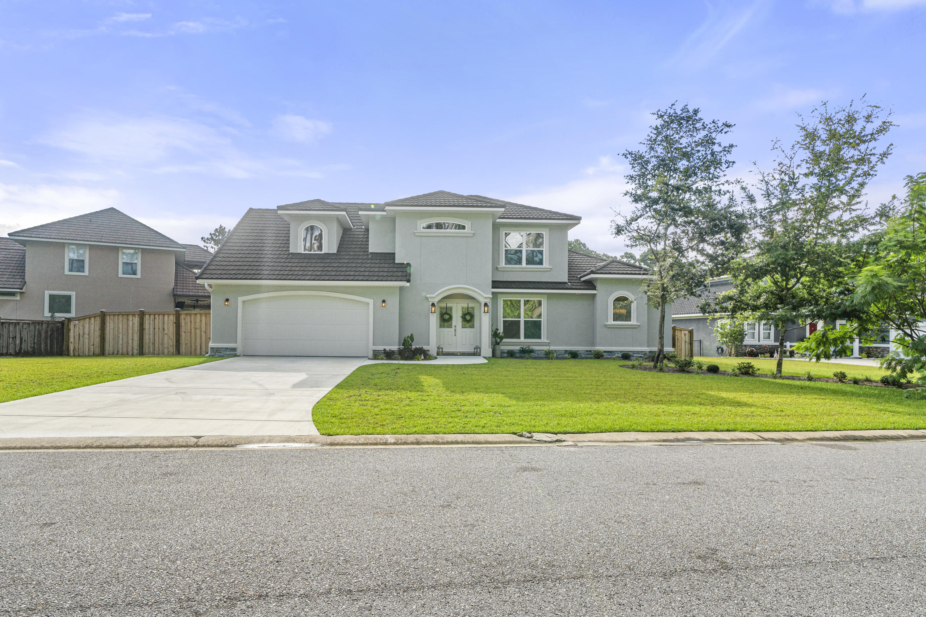 PALMETTO LAKE PRESERVE - Residential