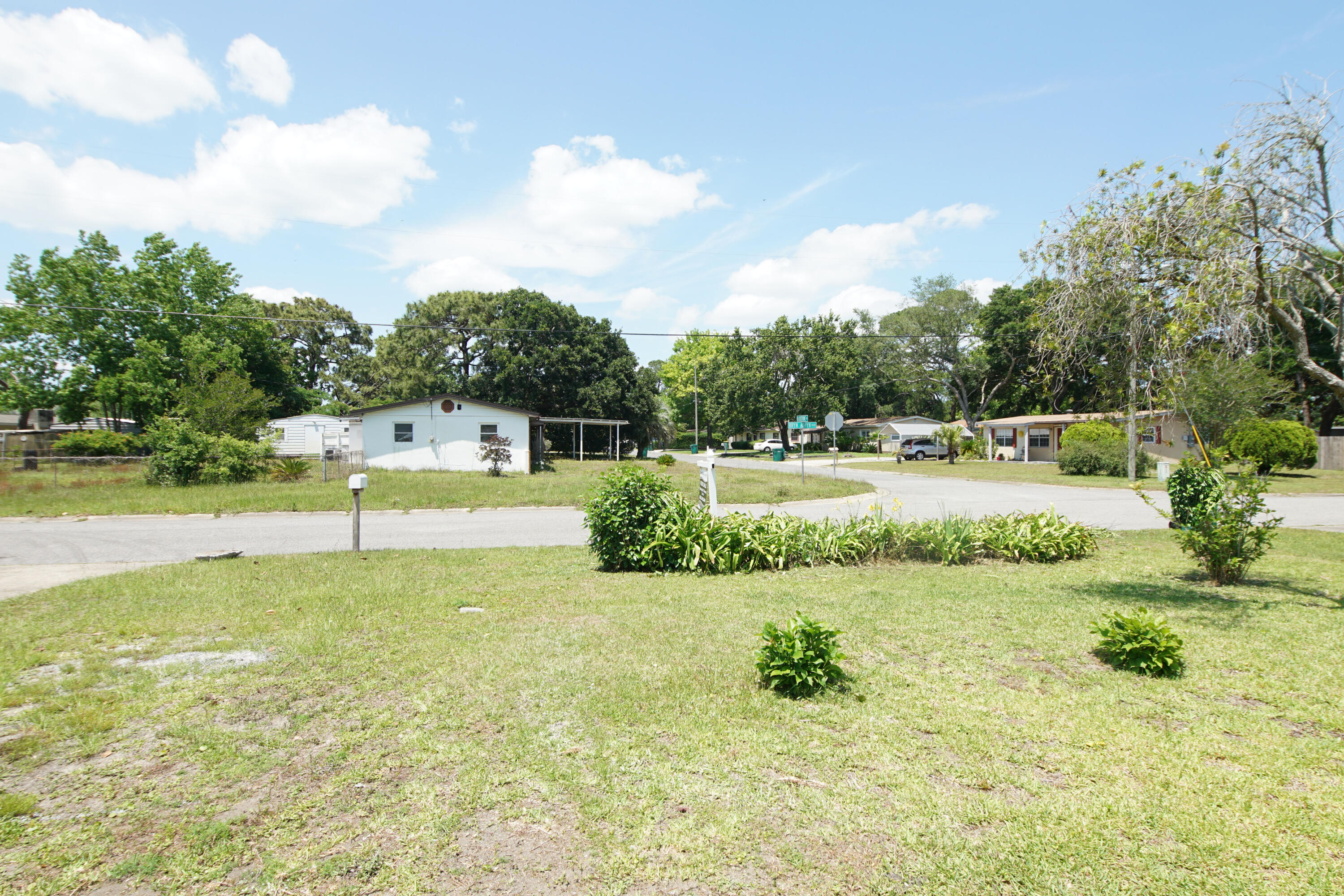 BRYN MAWR PARK 1ST ADDN - Residential