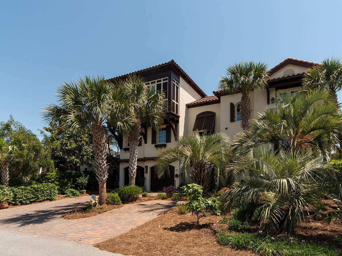 BLUE MOUNTAIN BEACH - Residential