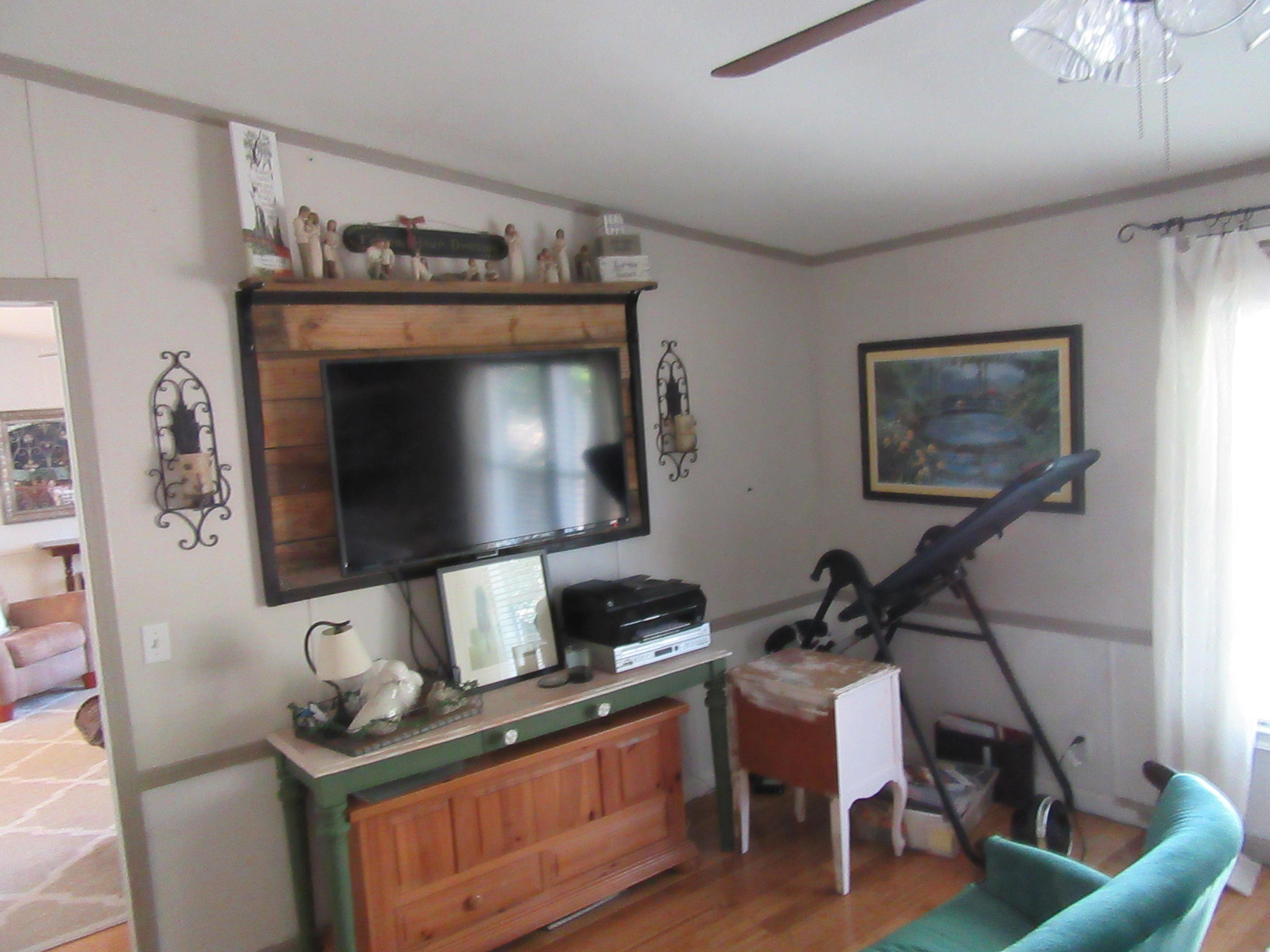 HIGH RIDGE ESTATES - Residential