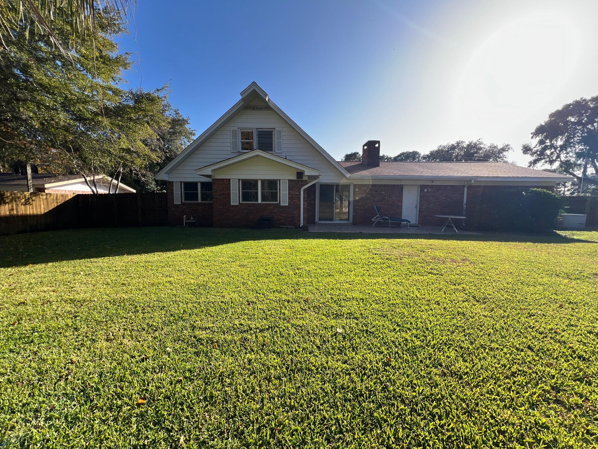 Poquito Bayou - Residential