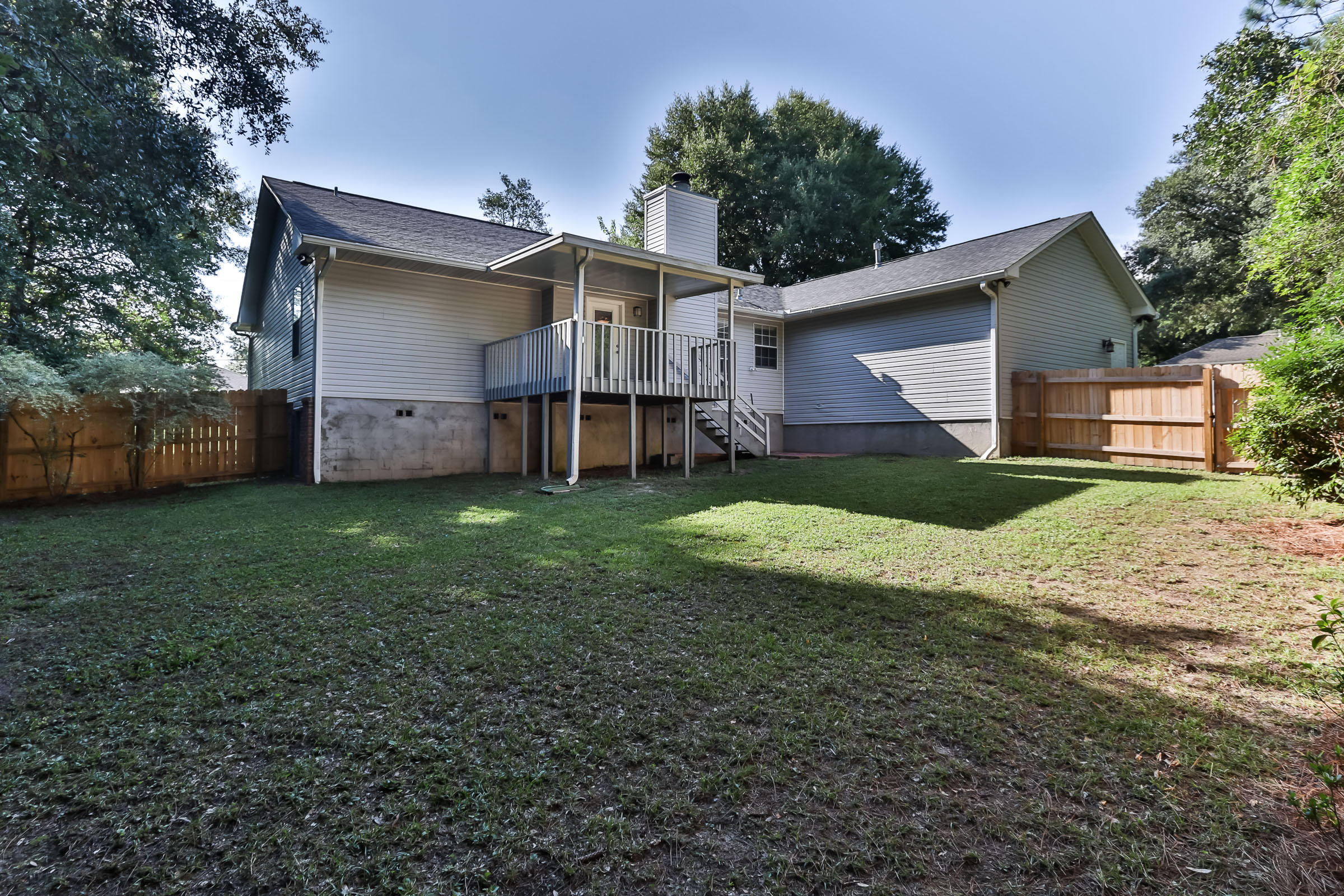 LAKESIDE EAST - Residential