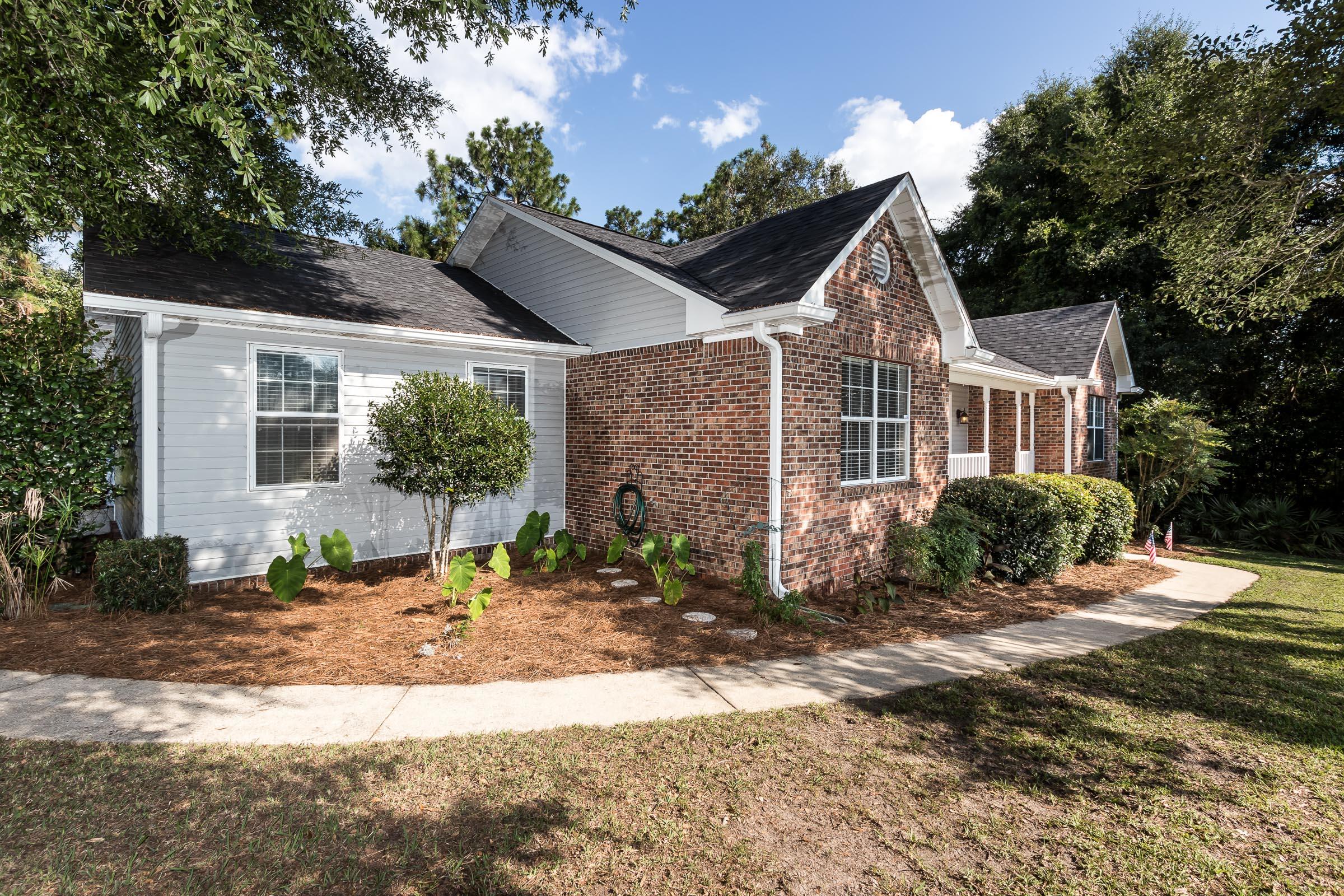 LAKESIDE EAST - Residential