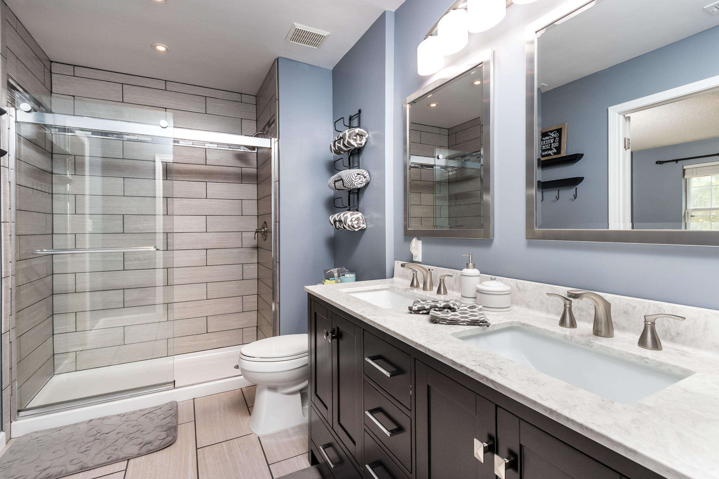 LAKESIDE EAST - Residential