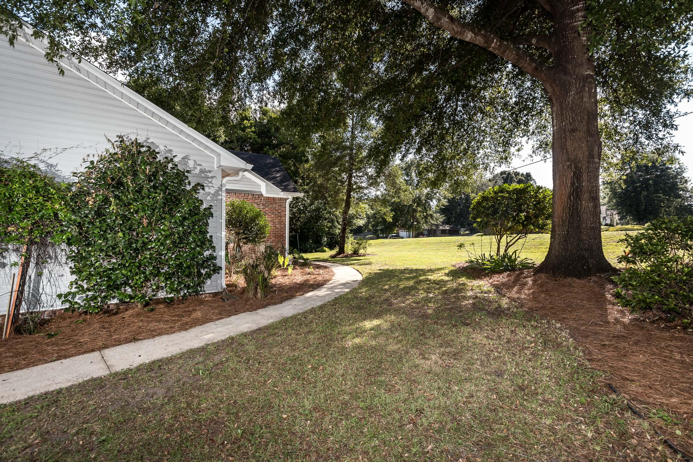 LAKESIDE EAST - Residential