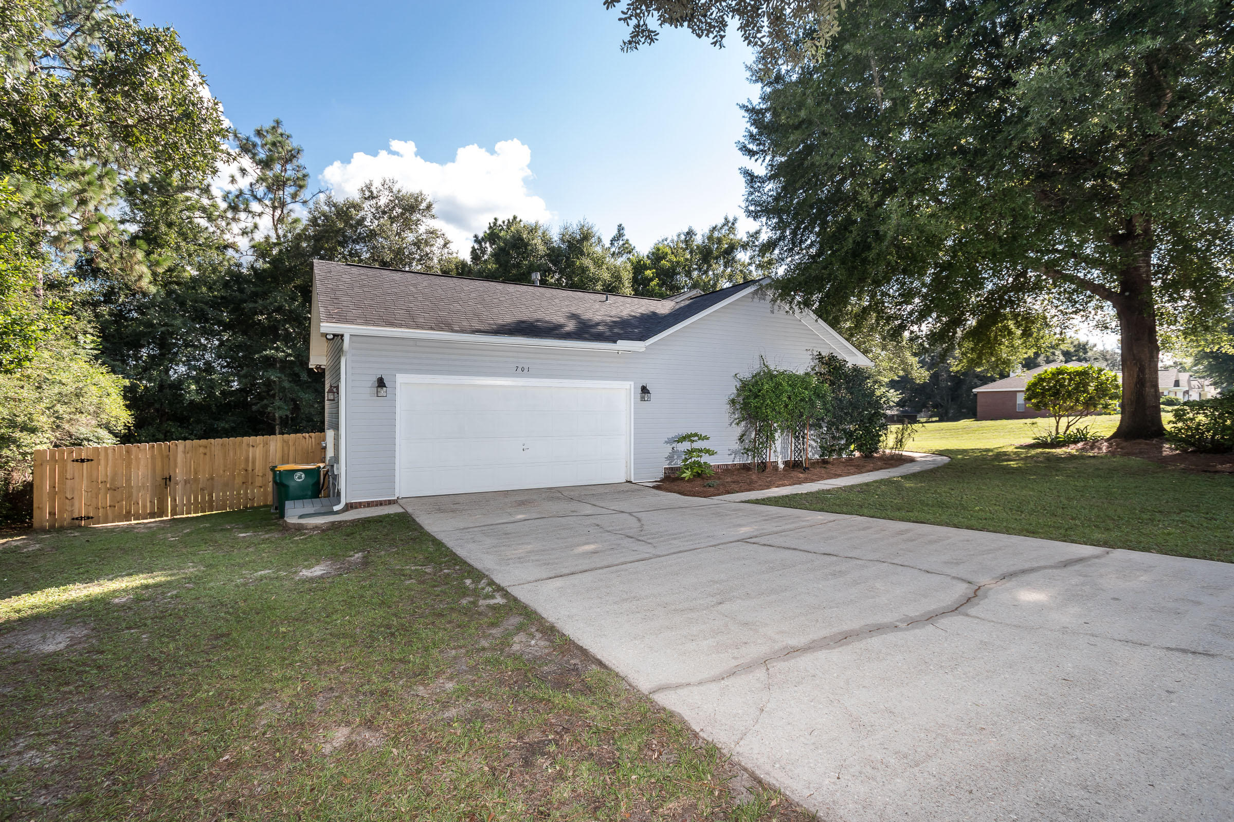 LAKESIDE EAST - Residential