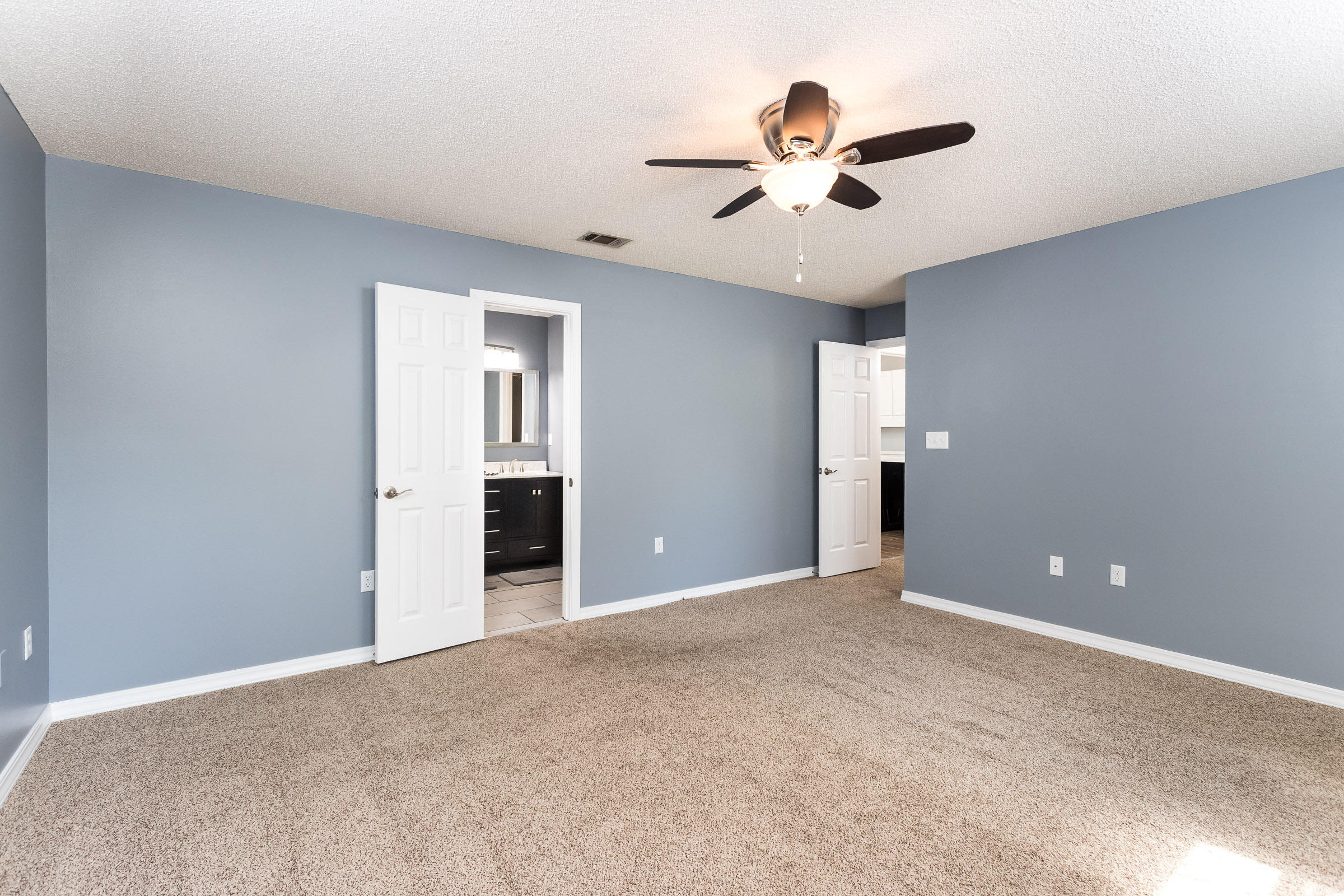 LAKESIDE EAST - Residential