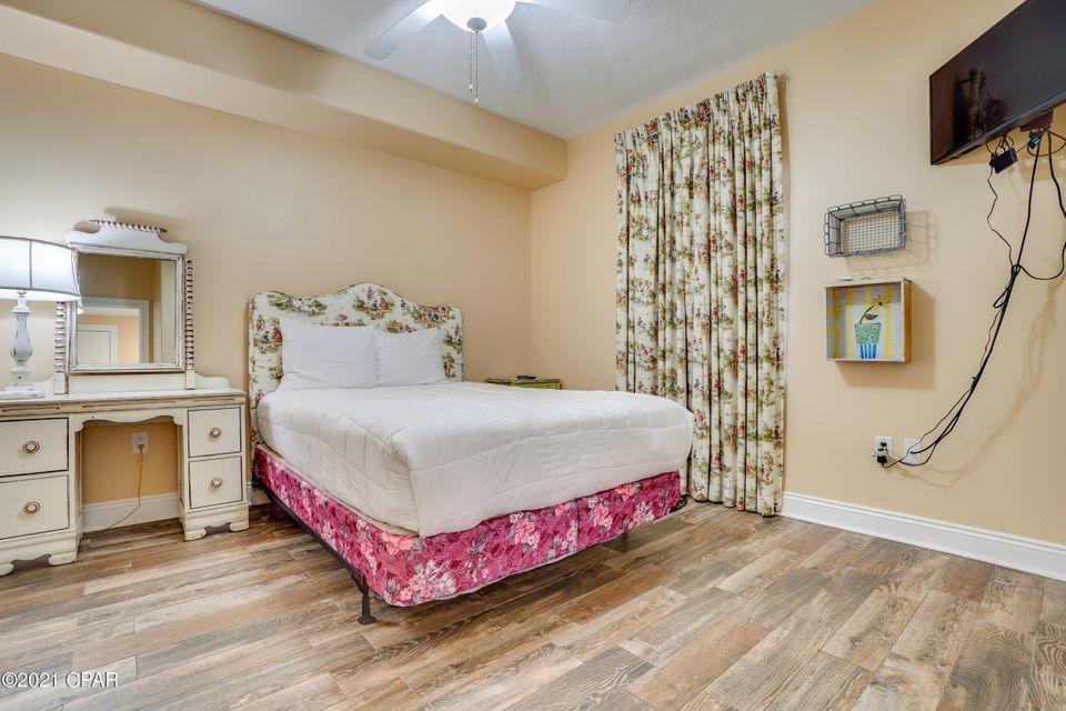 TREASURE ISLAND - Residential