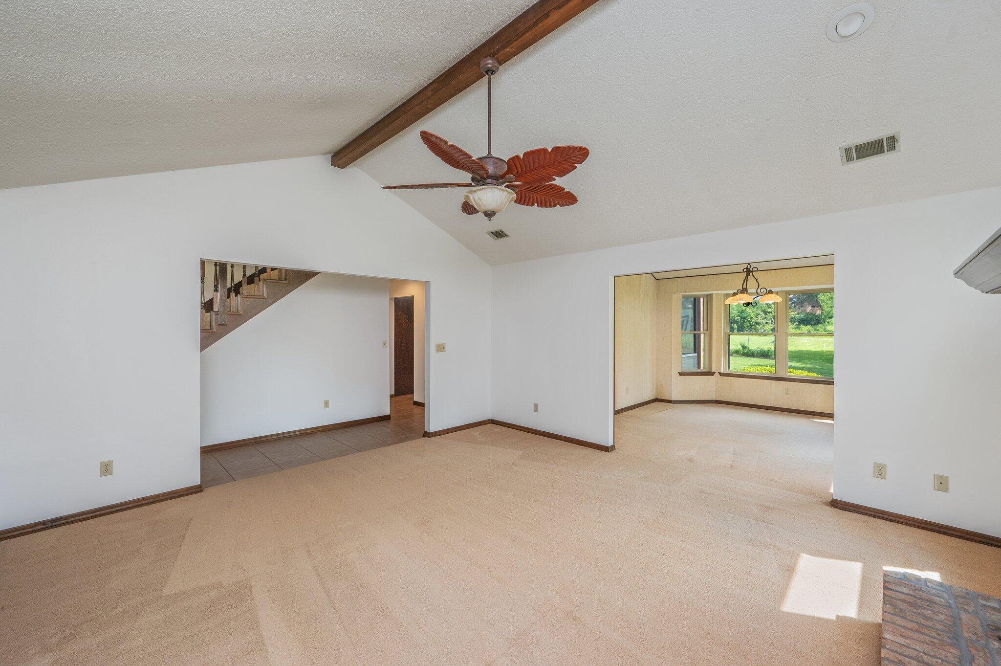 ST ANDREWS EAST BLUEWATER BAY - Residential