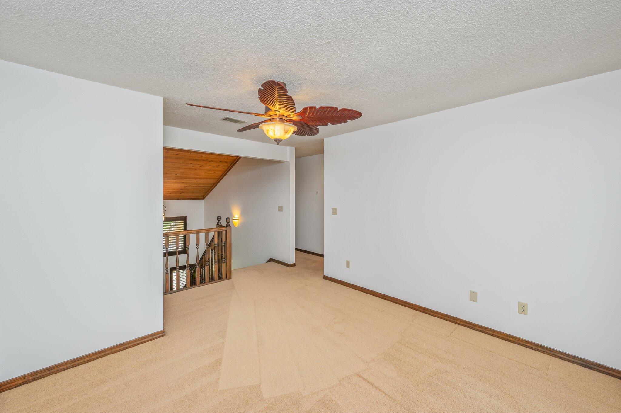 ST ANDREWS EAST BLUEWATER BAY - Residential