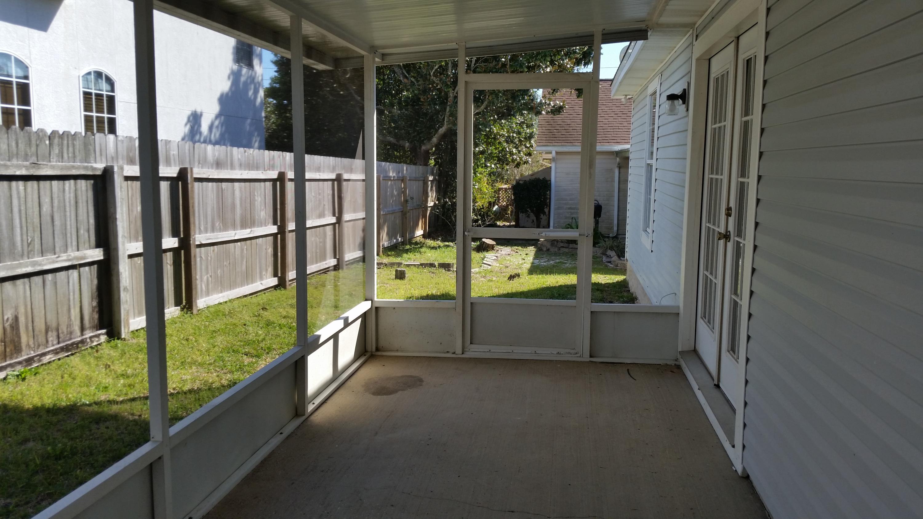 PETITE CHATEAU - Residential