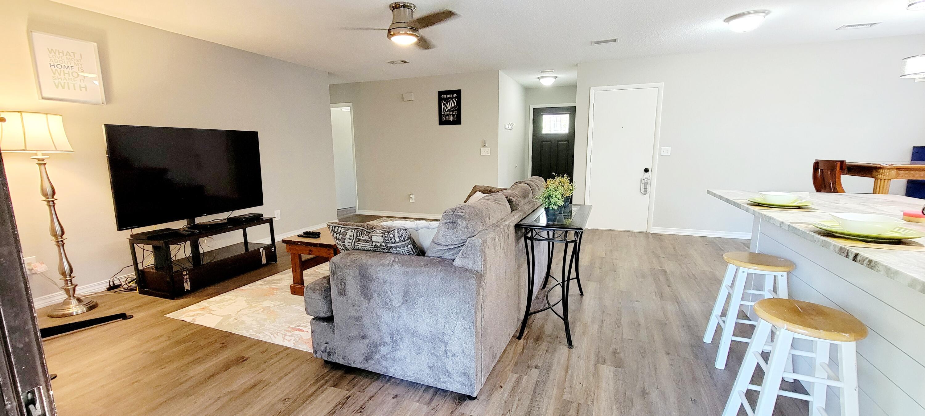 PALM EST #2 N33 FT LOT 35 & S42 FT LOT 36 BLK 1 - Residential