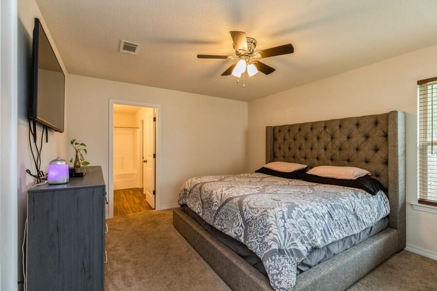 MAPLE OAKS - Residential