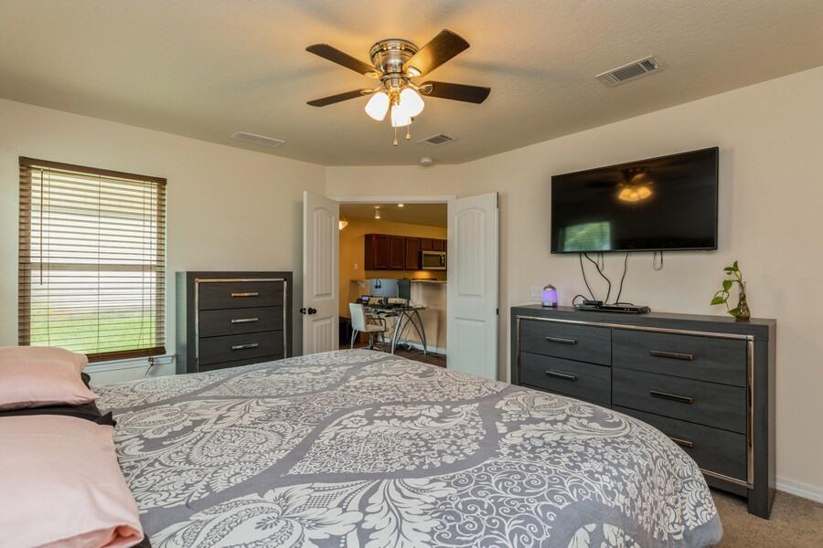 MAPLE OAKS - Residential