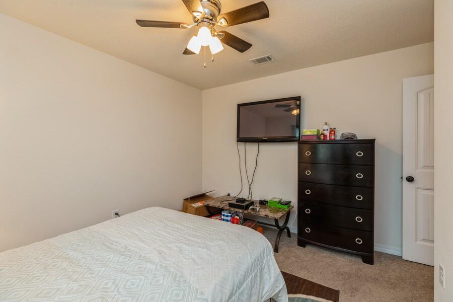 MAPLE OAKS - Residential