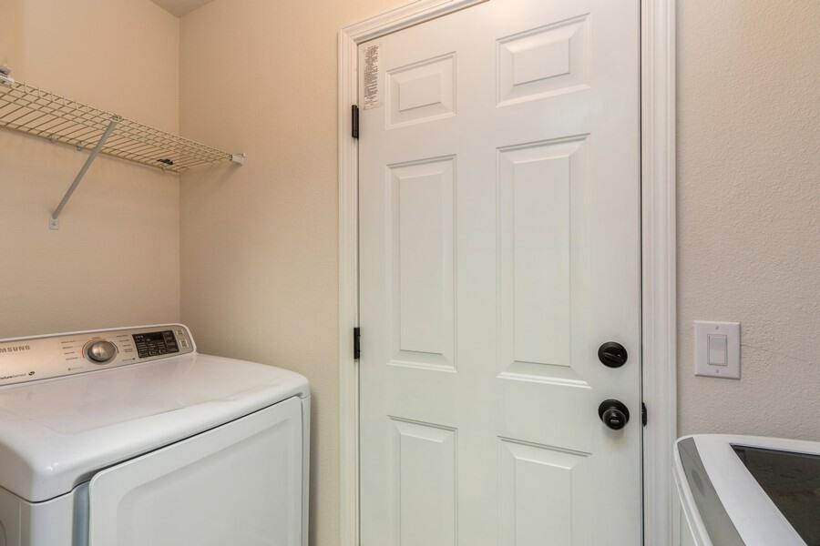 MAPLE OAKS - Residential