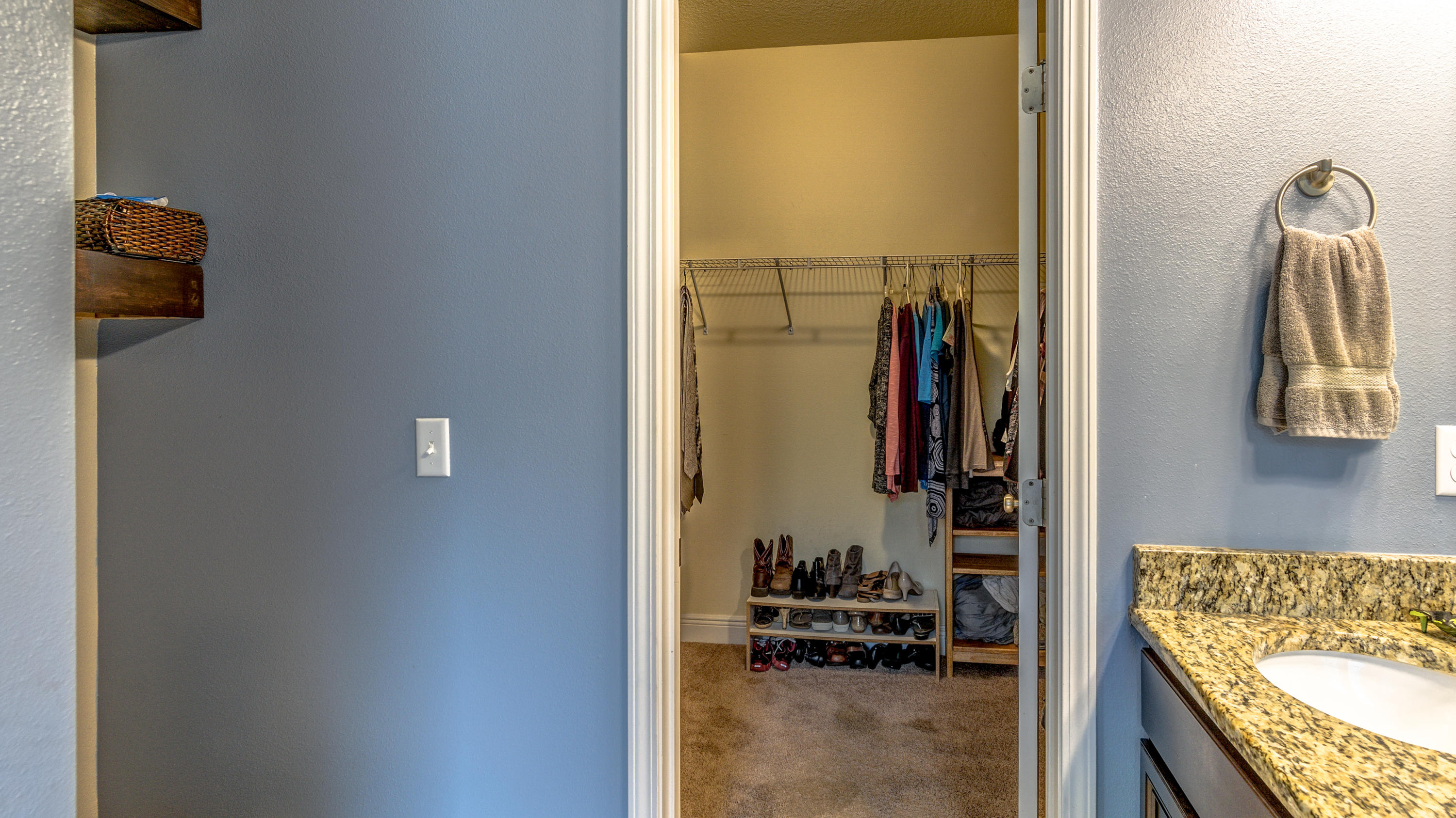 LAGRANGE LANDING - Residential