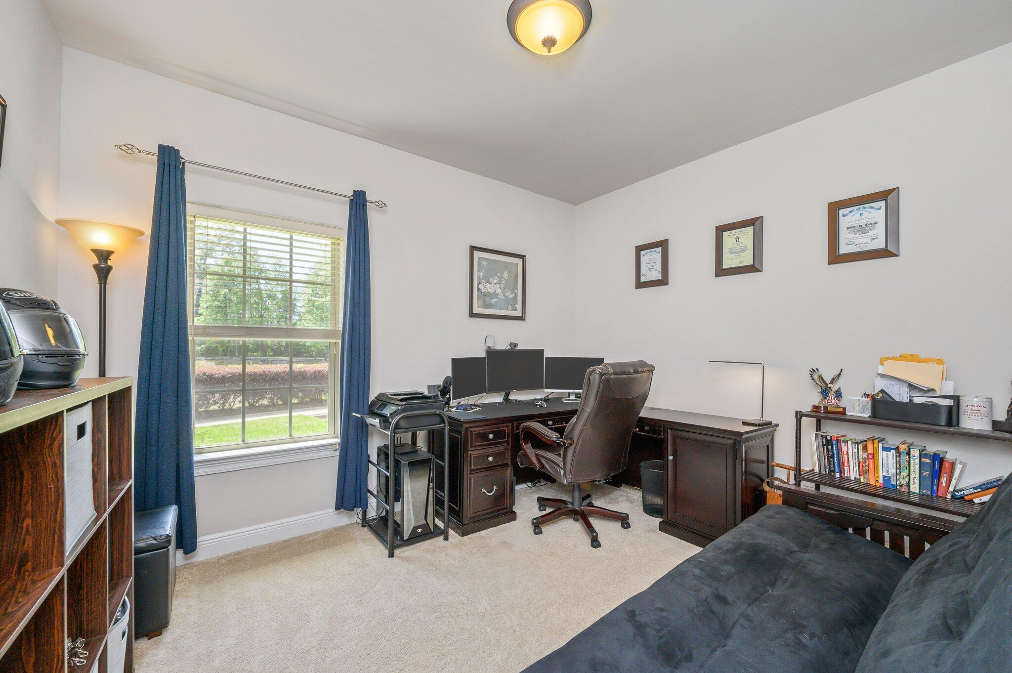 CLAIRES VINEYARD - Residential