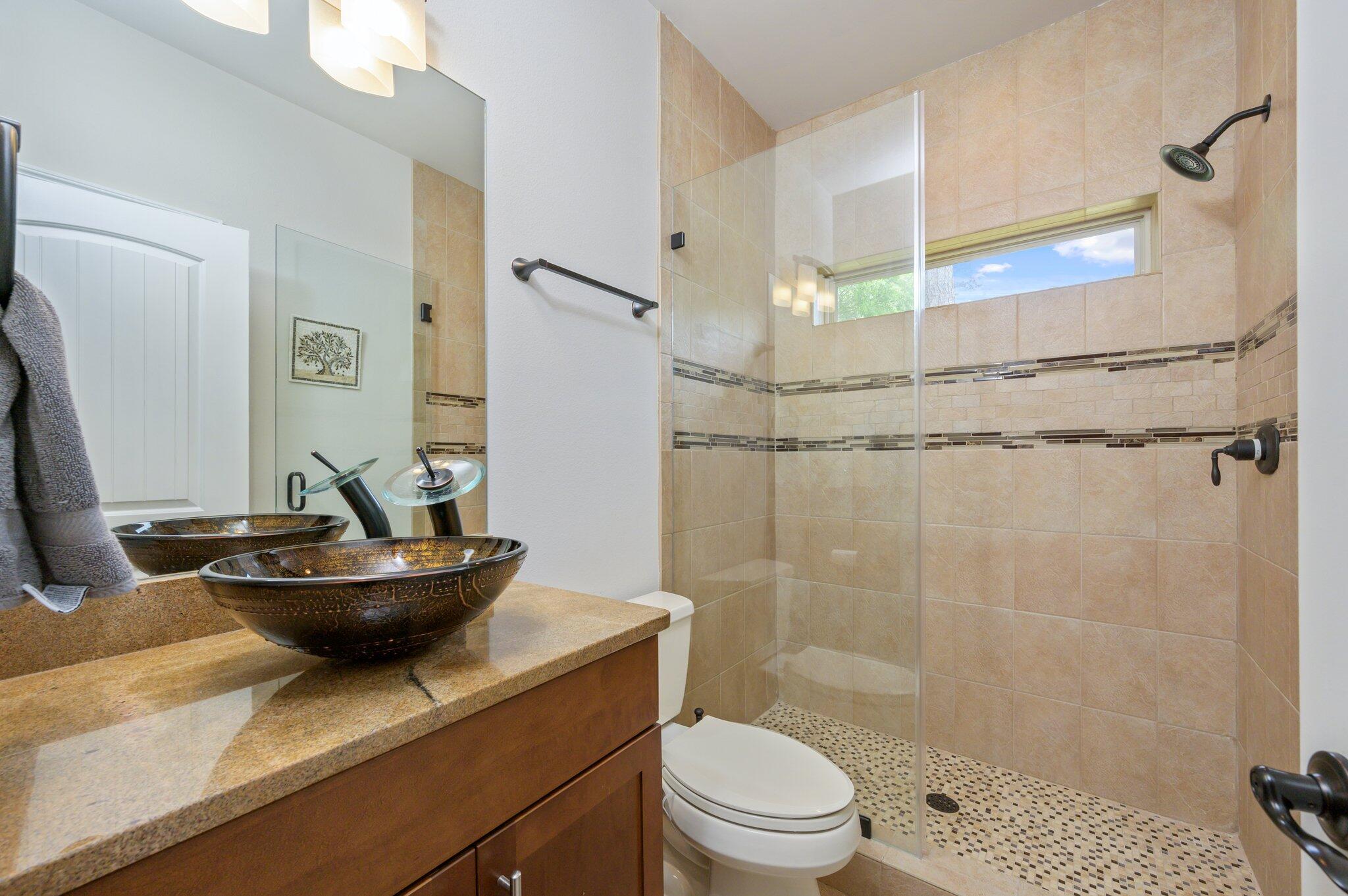 CLAIRES VINEYARD - Residential