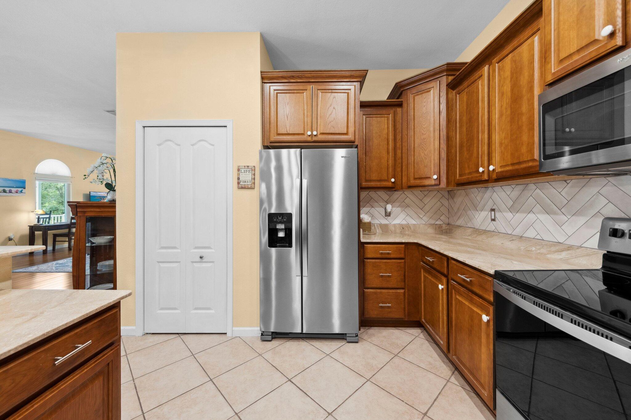 TOWN OF SANTA ROSA - Residential