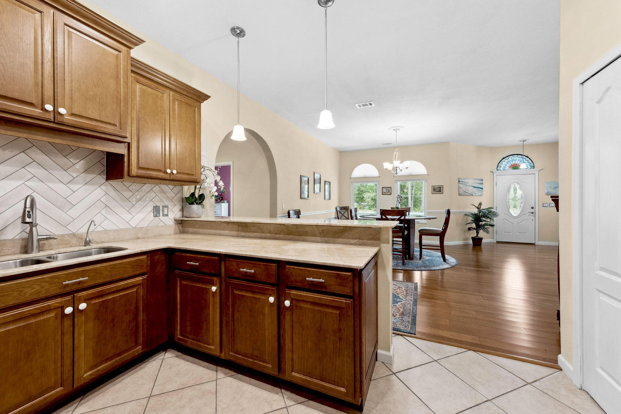 TOWN OF SANTA ROSA - Residential