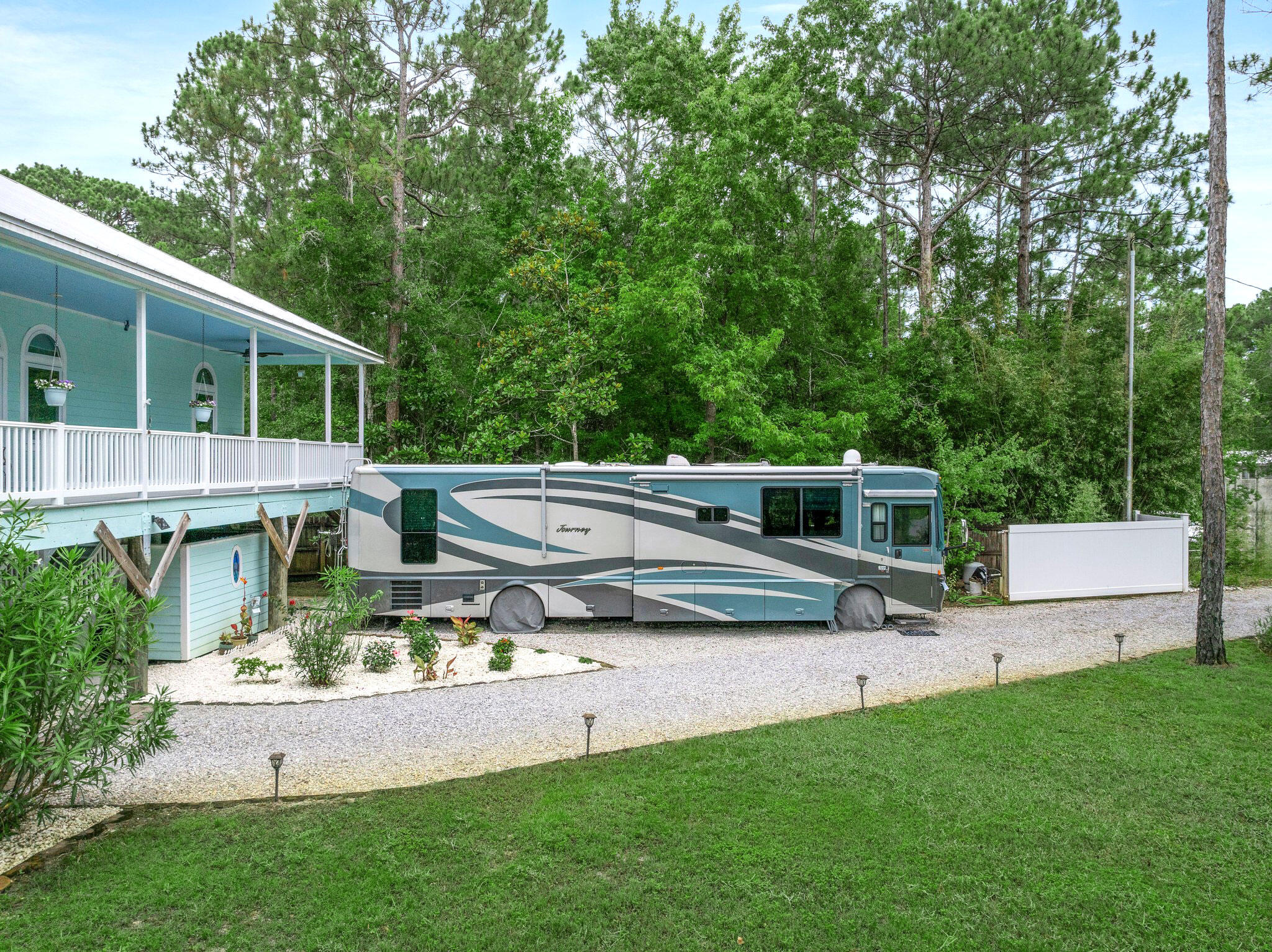 TOWN OF SANTA ROSA - Residential