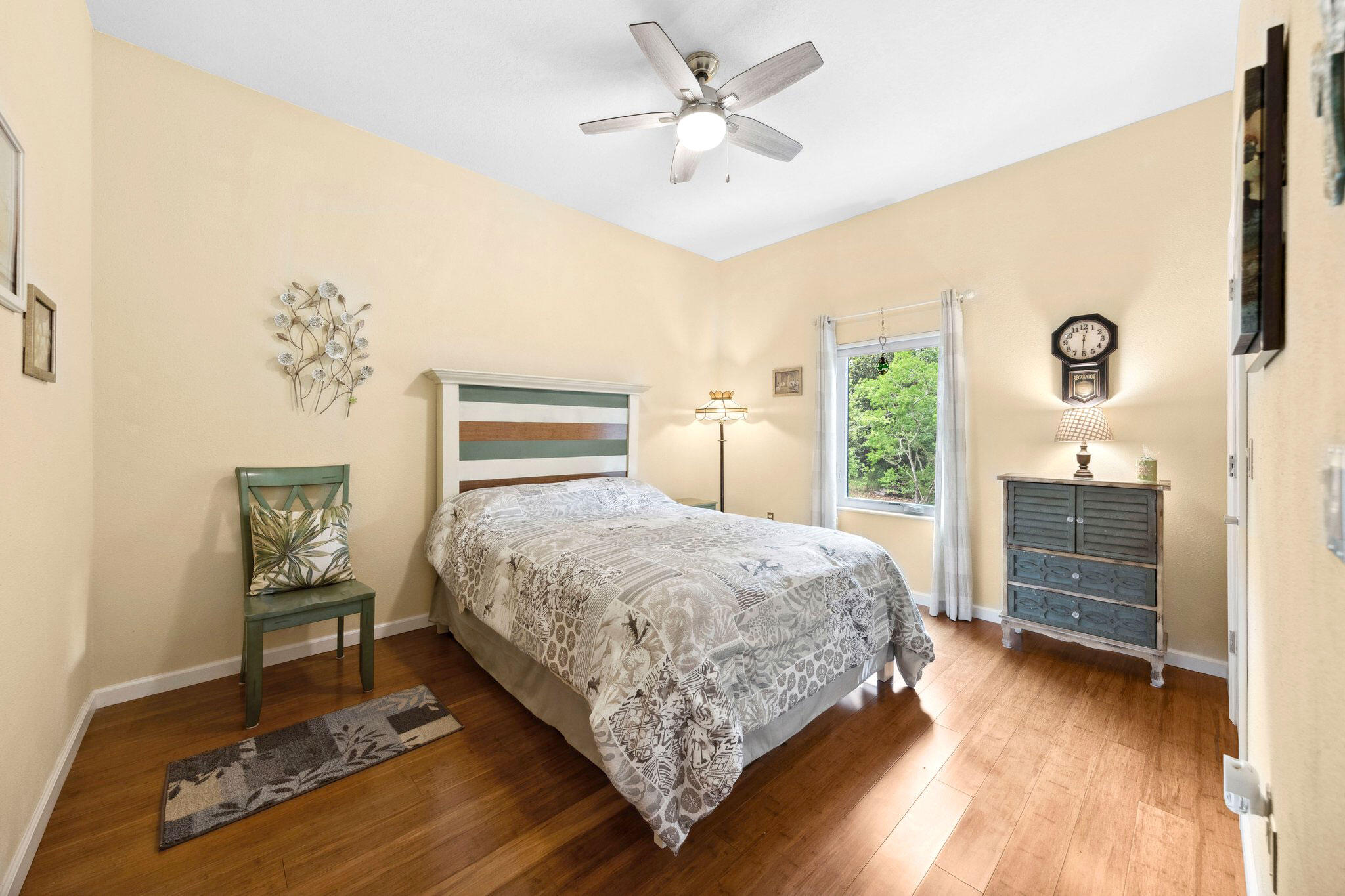 TOWN OF SANTA ROSA - Residential