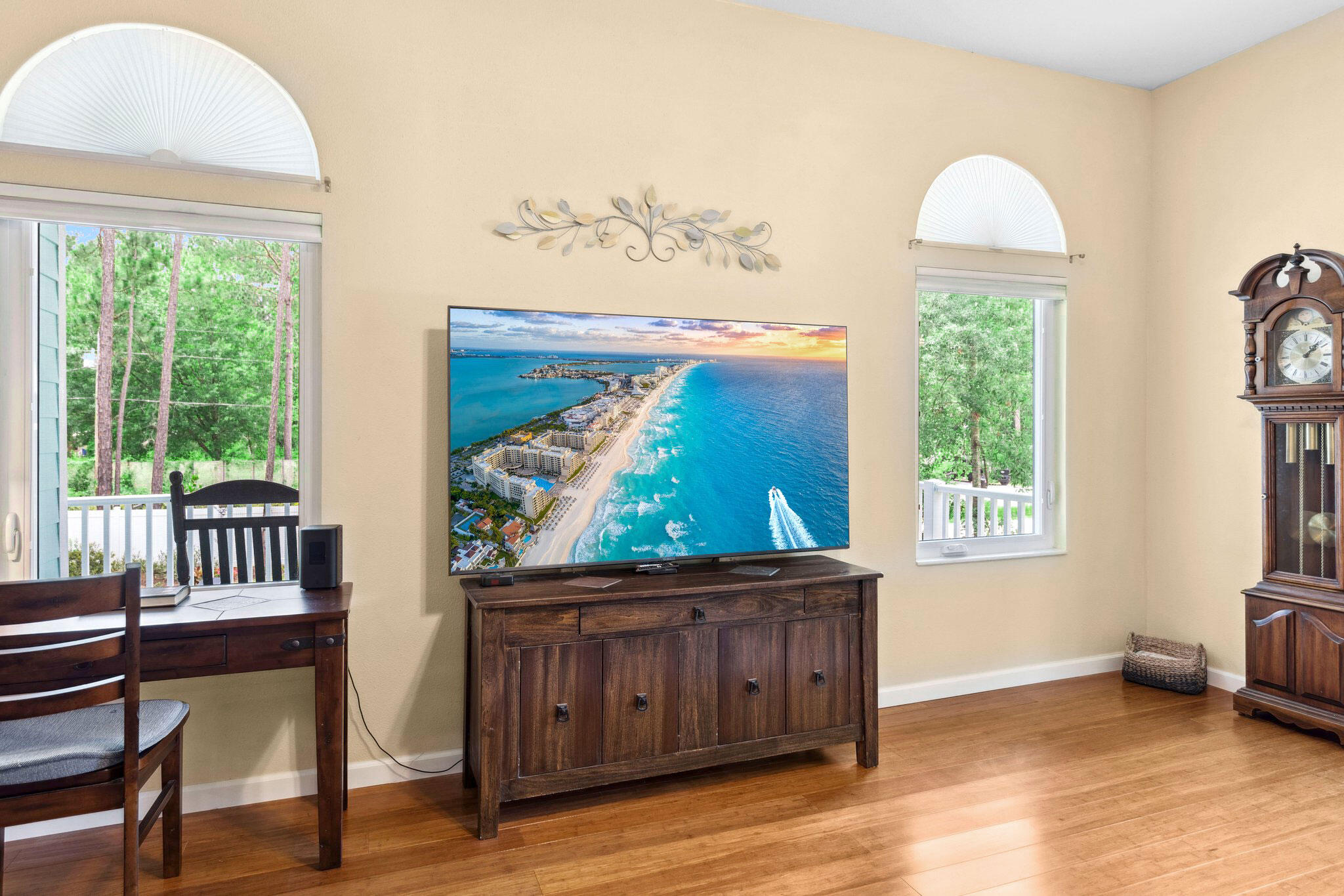 TOWN OF SANTA ROSA - Residential