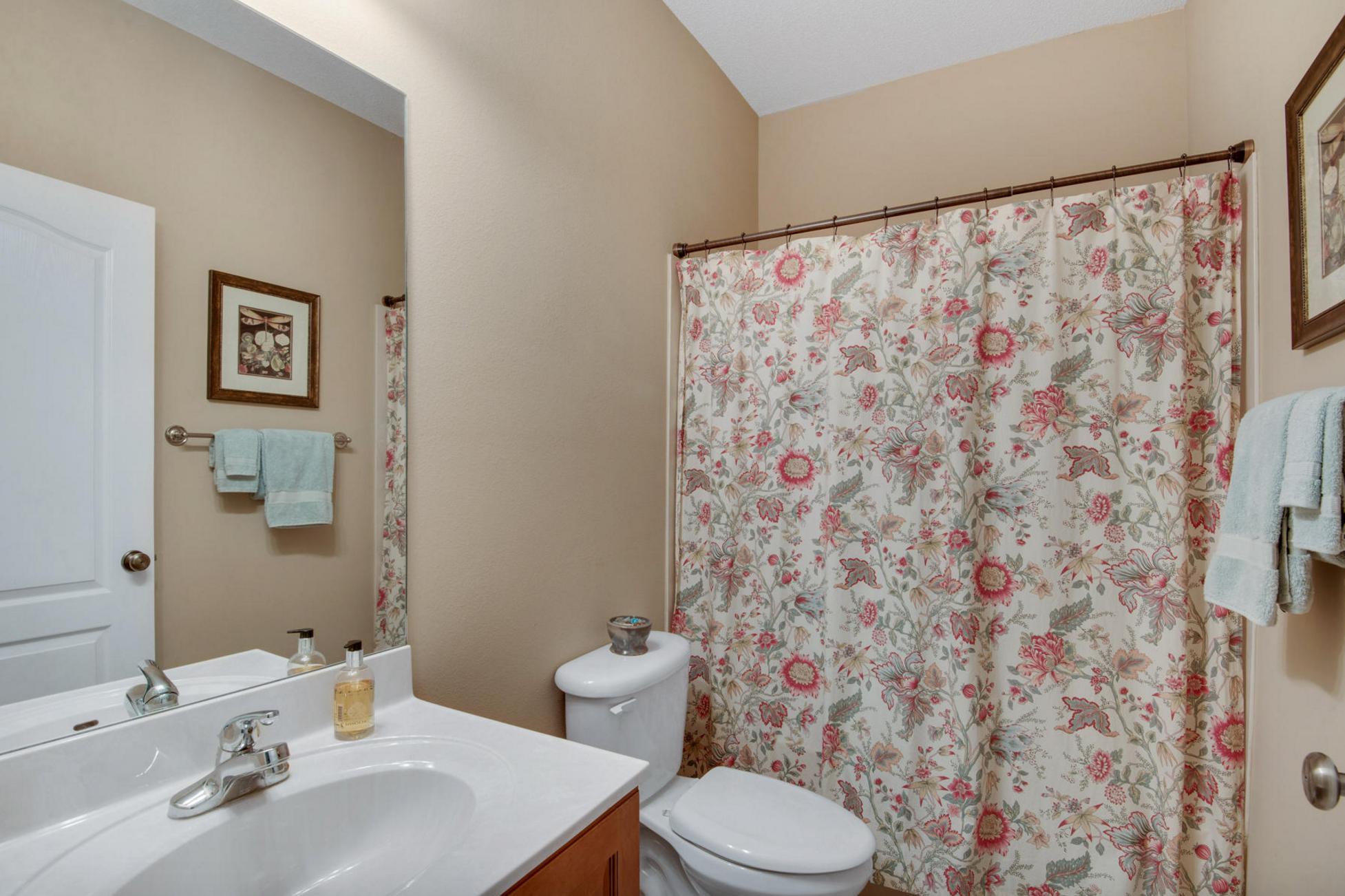 CLAIRES VINEYARD - Residential