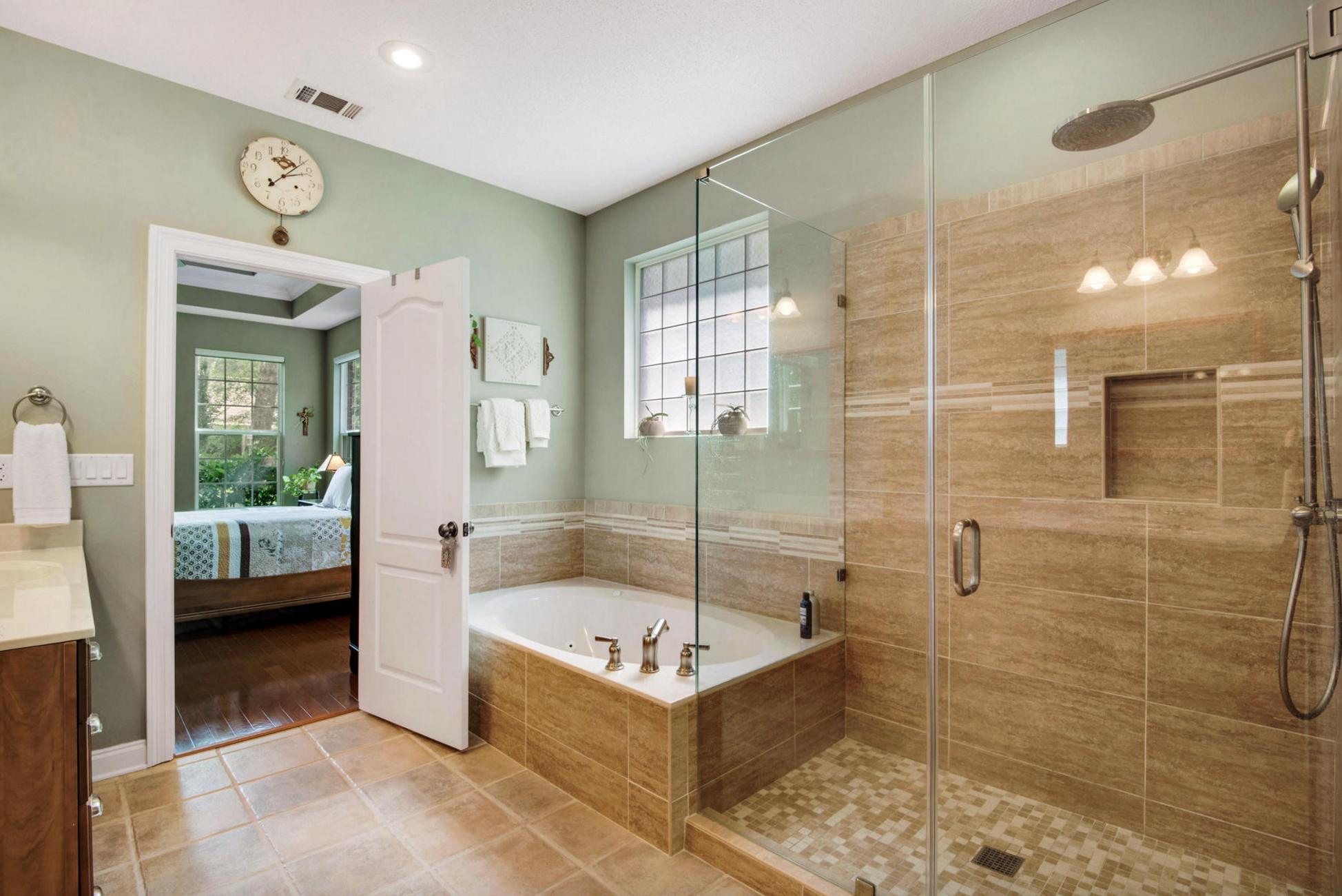 CLAIRES VINEYARD - Residential