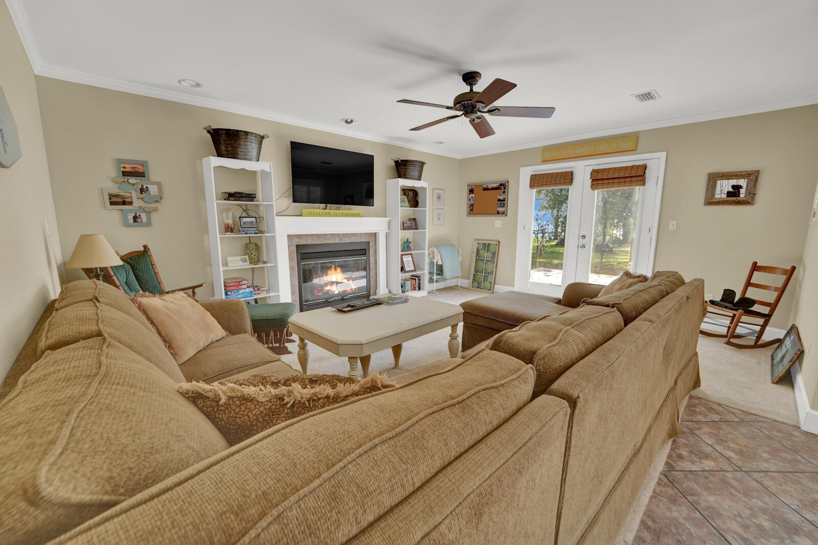 BAY GROVE - Residential