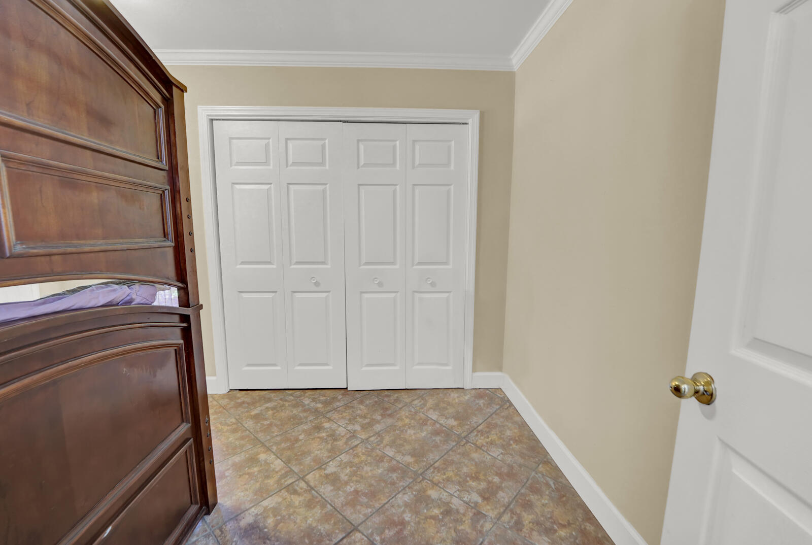 BAY GROVE - Residential